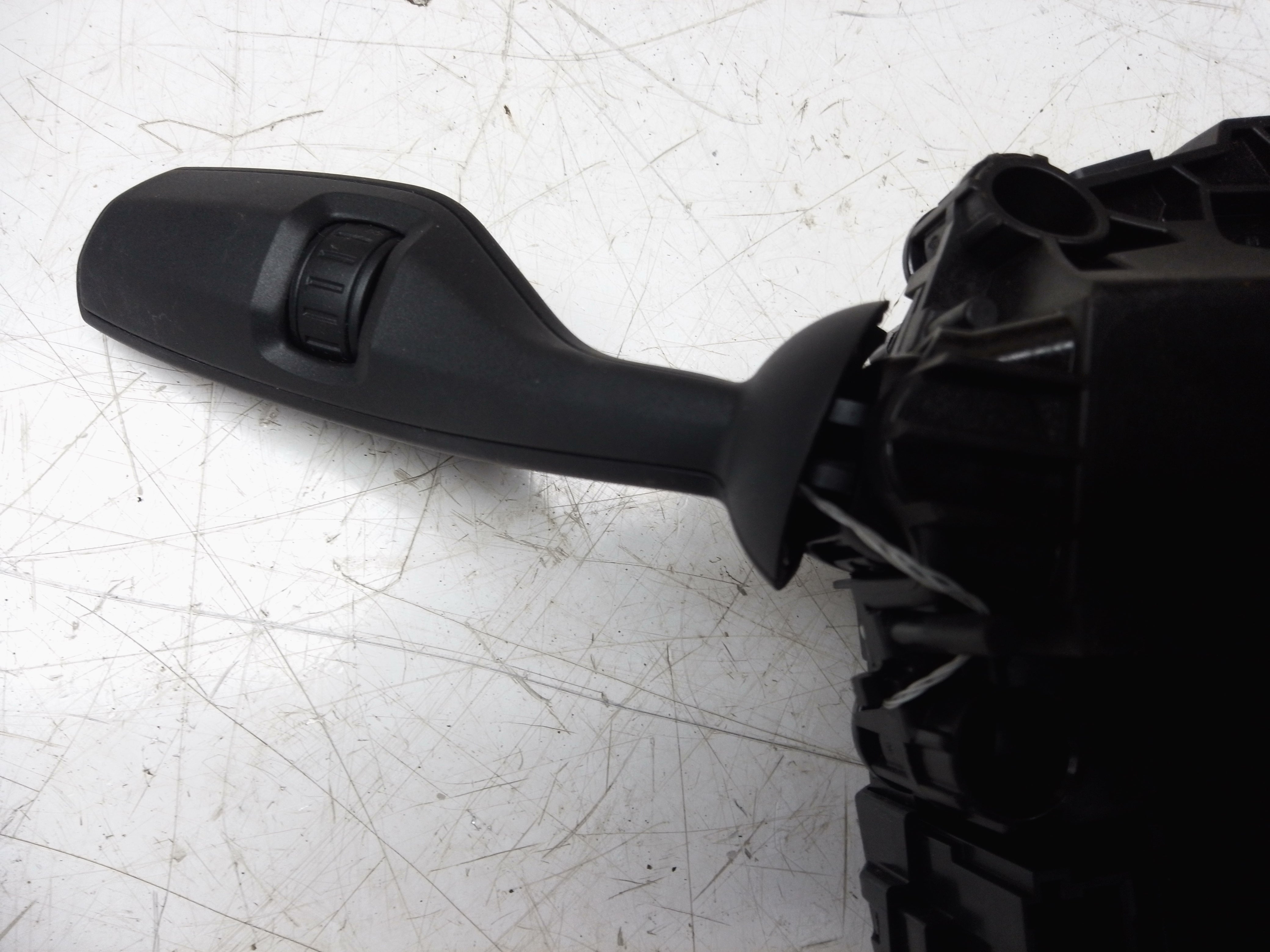 BMW 4 Series 420D F32 M-Sport Wiper Indicator Stalk Squib Unit (10281308-08)