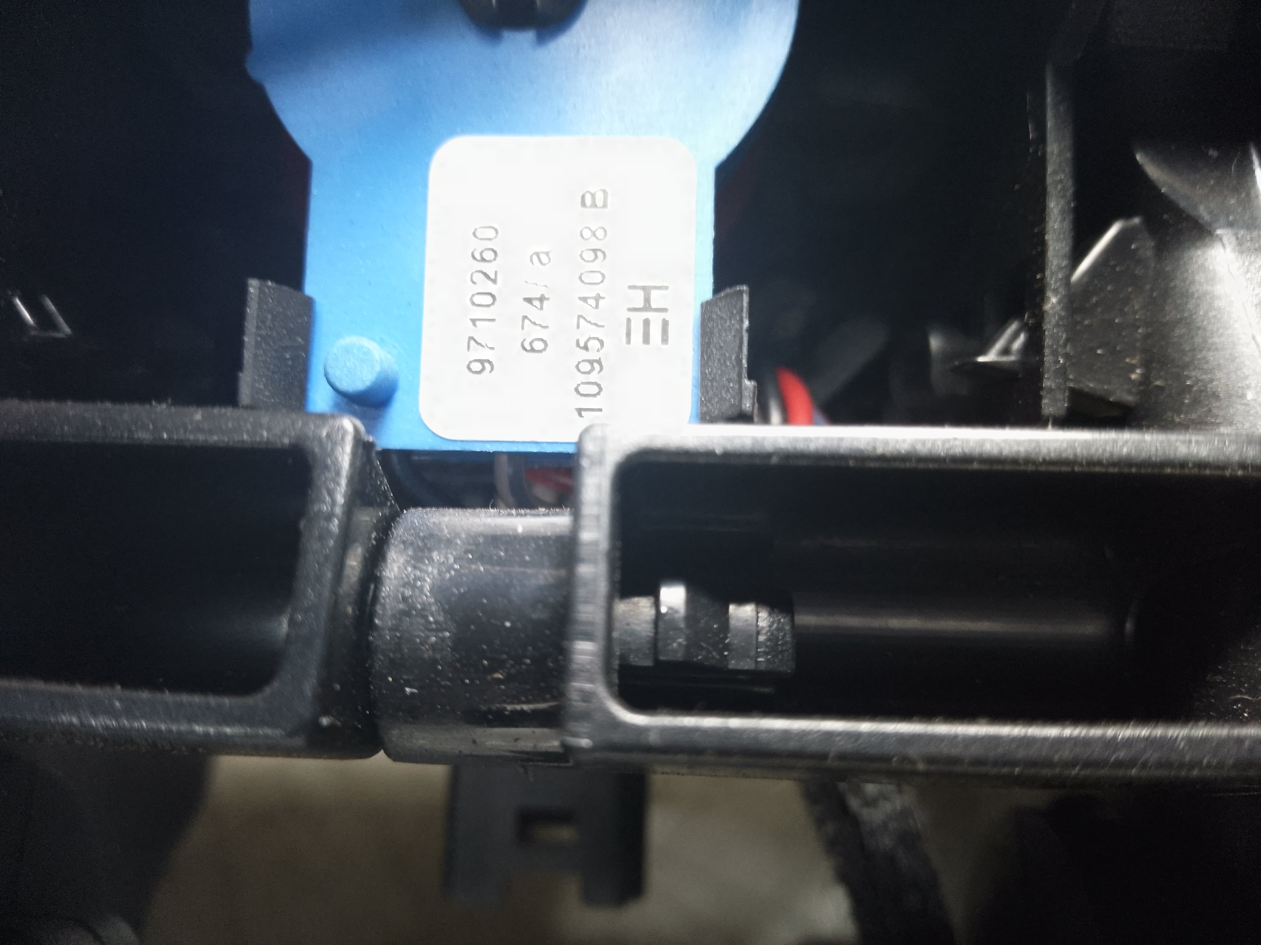 BMW 3 Series F30/F31 (2011–2020) Air Conditioning Radiator (9218552-15)