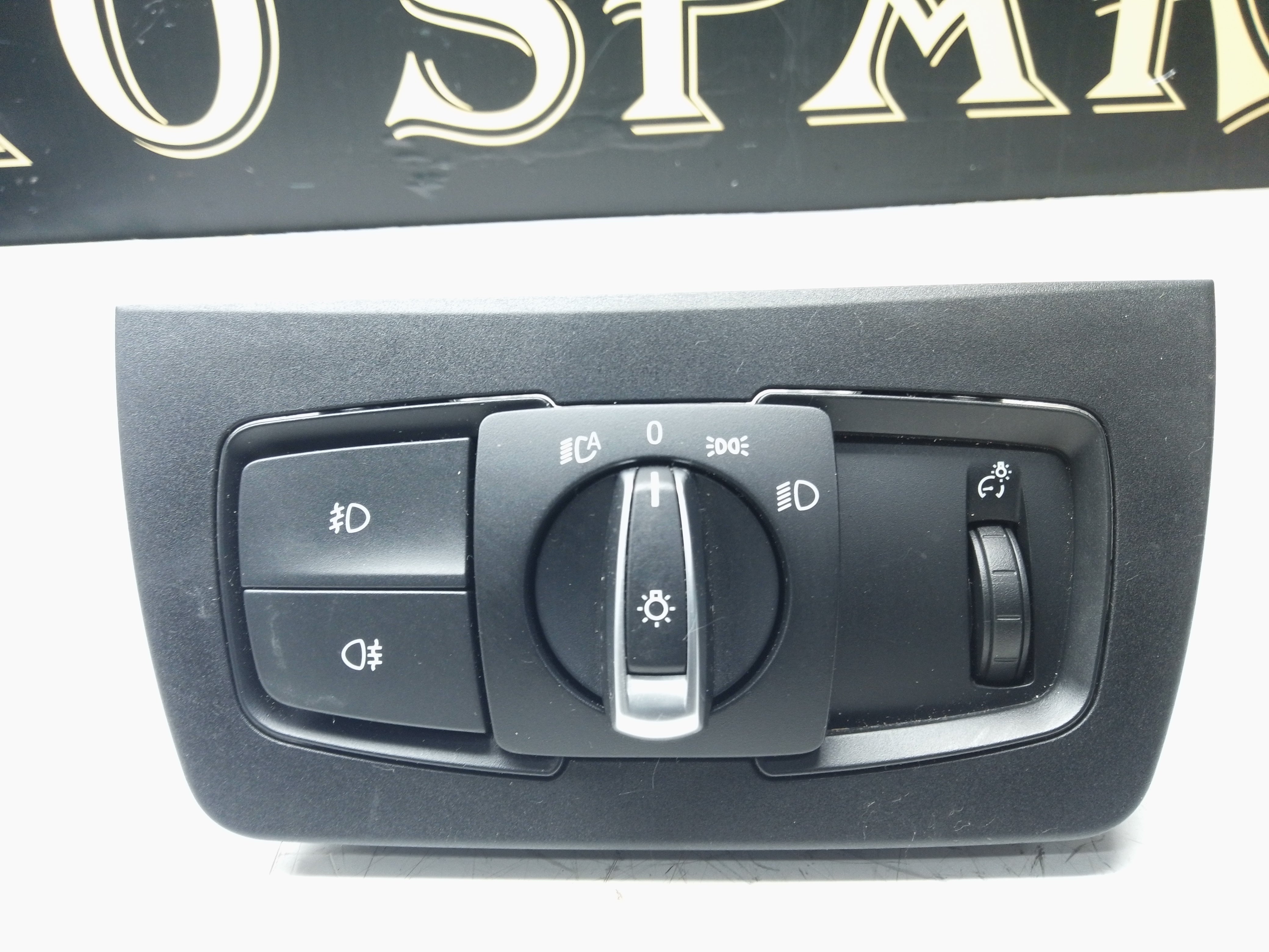 BMW 4 Series F32 F33 2018 Headlight Switch (6847512-01)