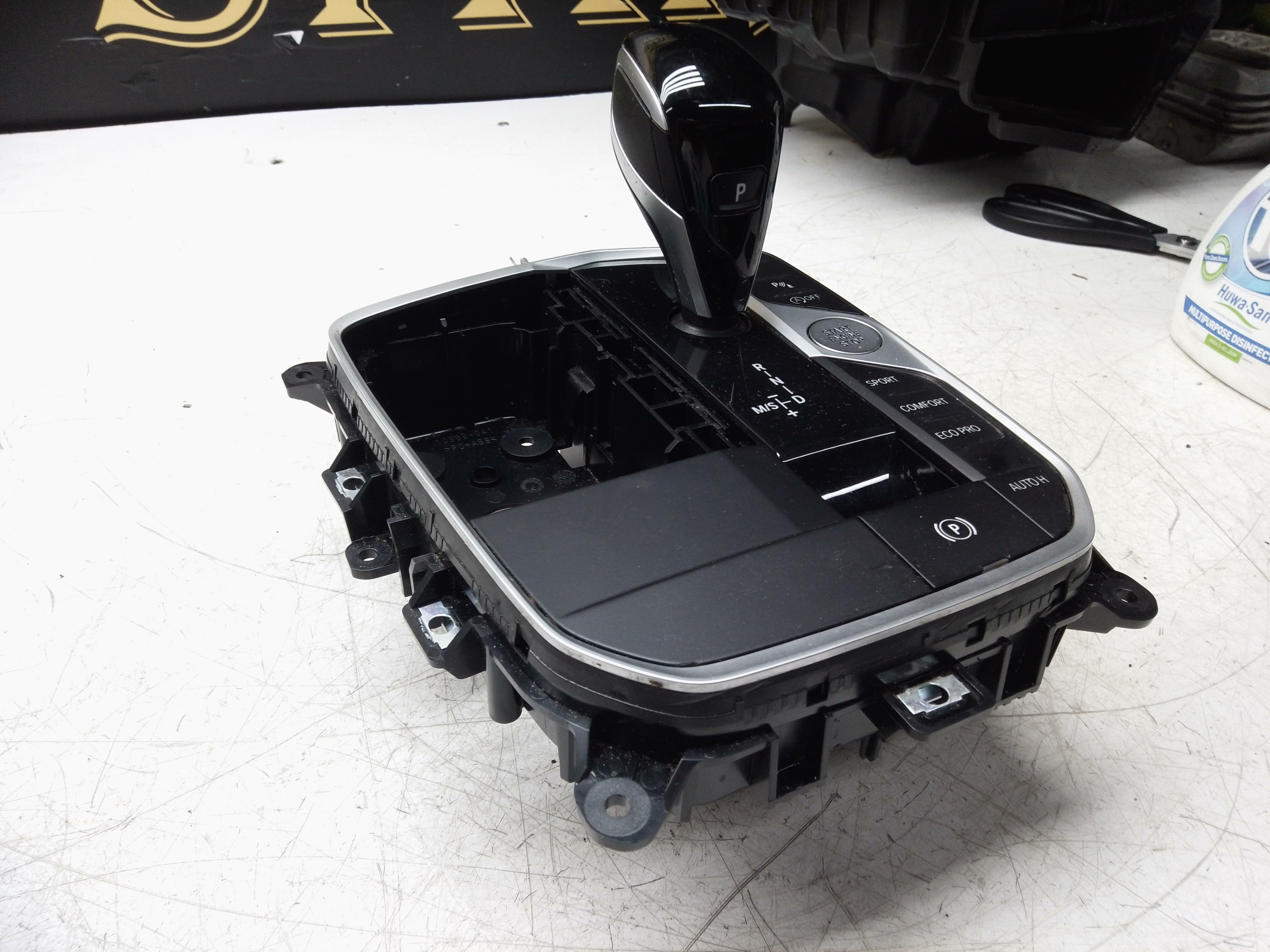 BMW 1 Series F40 Automatic Gearstick Shifter Selector 9433351 – 2019–2025