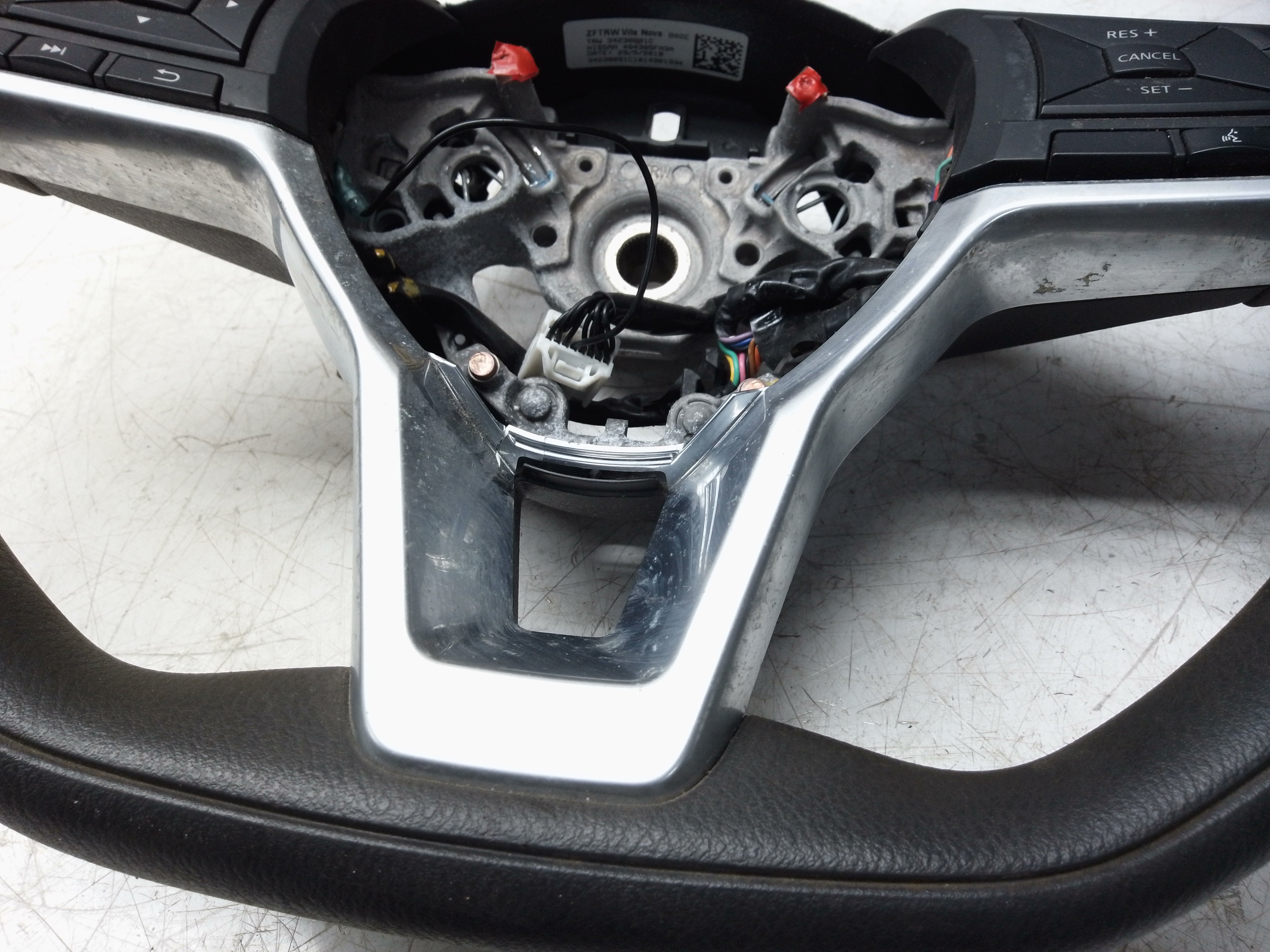 Nissan Micra 2017 Steering Wheel (34231448)