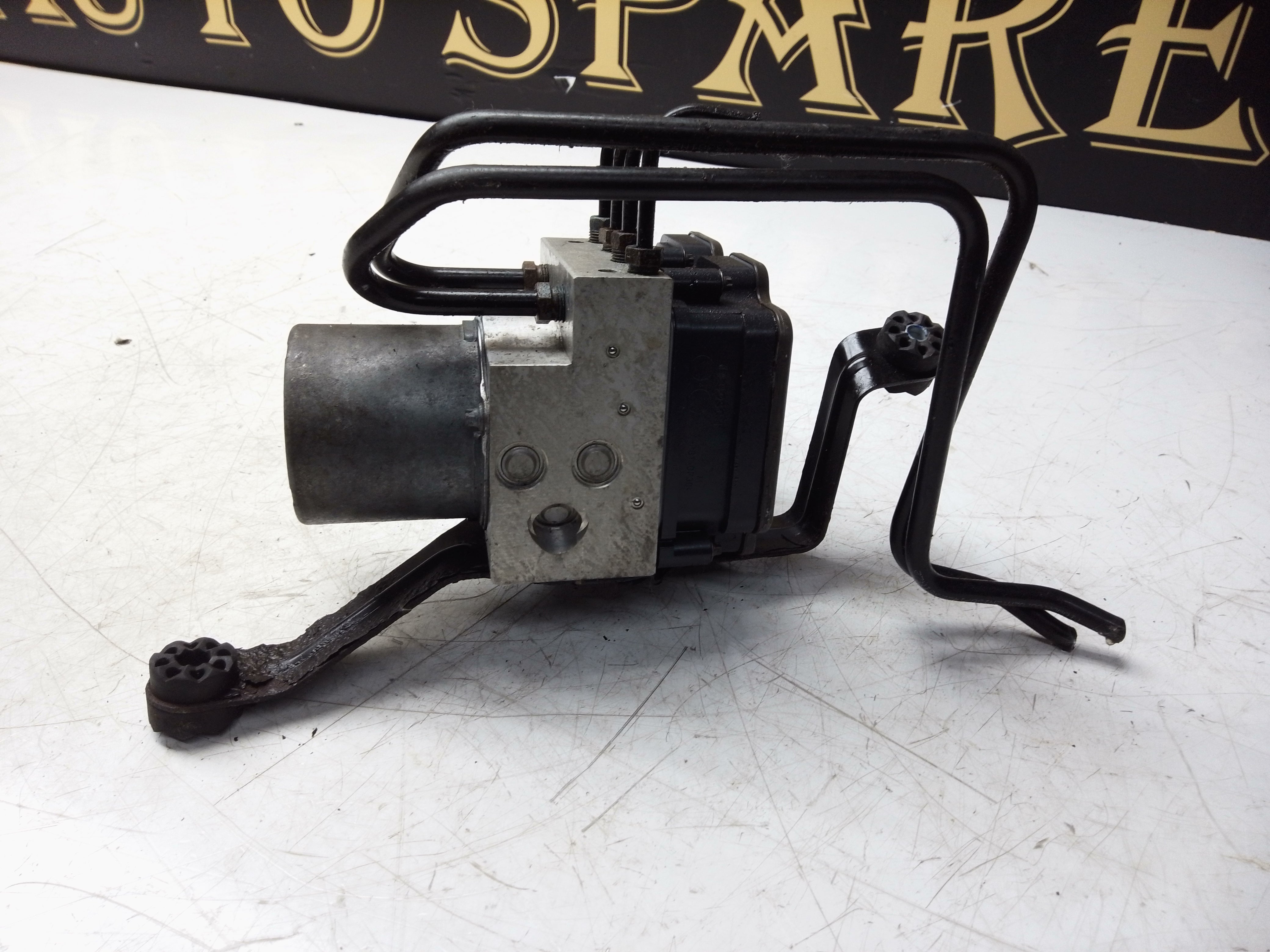 BMW X5 X6 Series F15 F16 ABS Pump Control Module (6864790) (6856841)