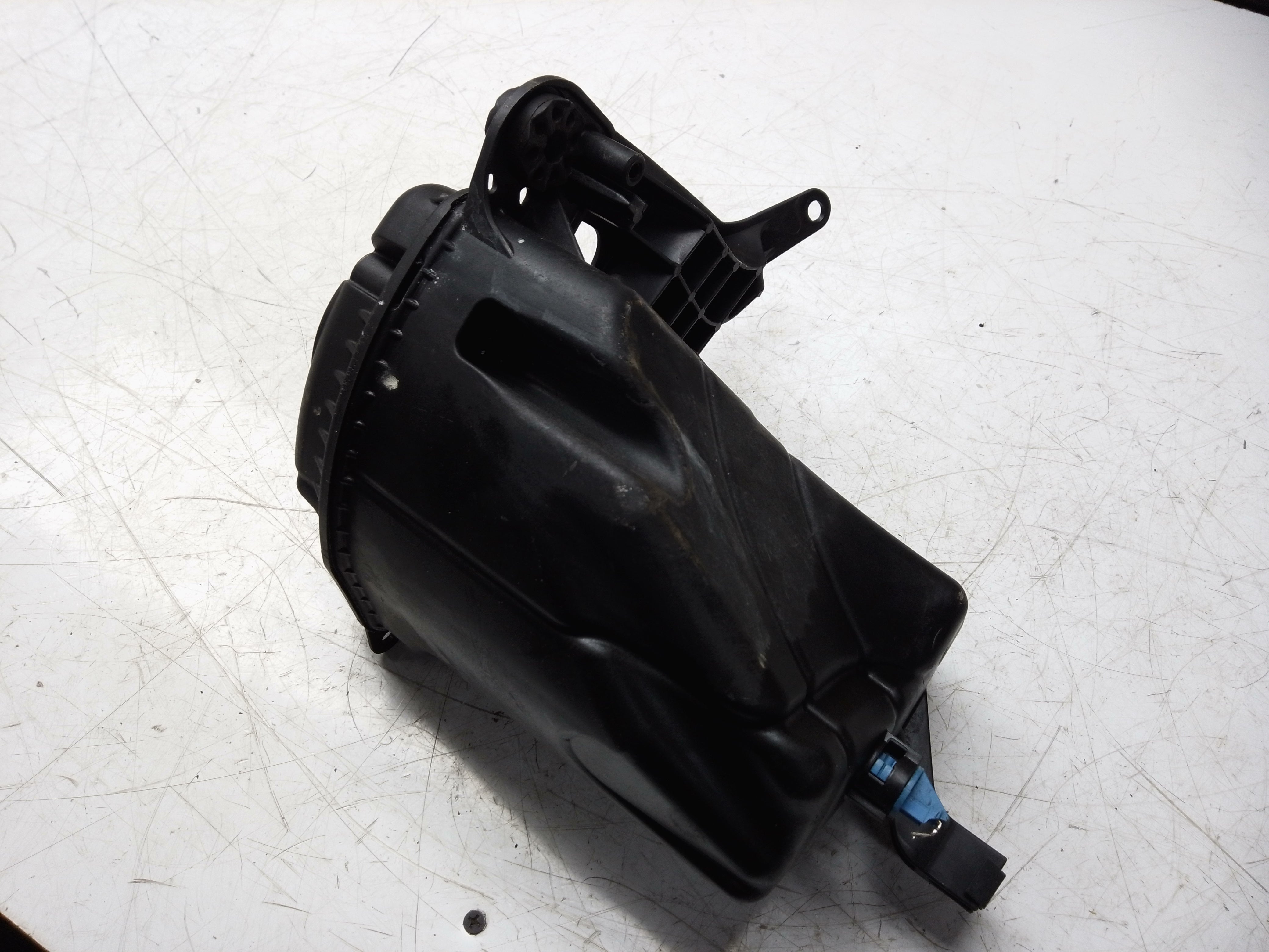 BMW F01 F10 F11 F12 Coolant Tank Bottle Radiator Expansion (7601949)