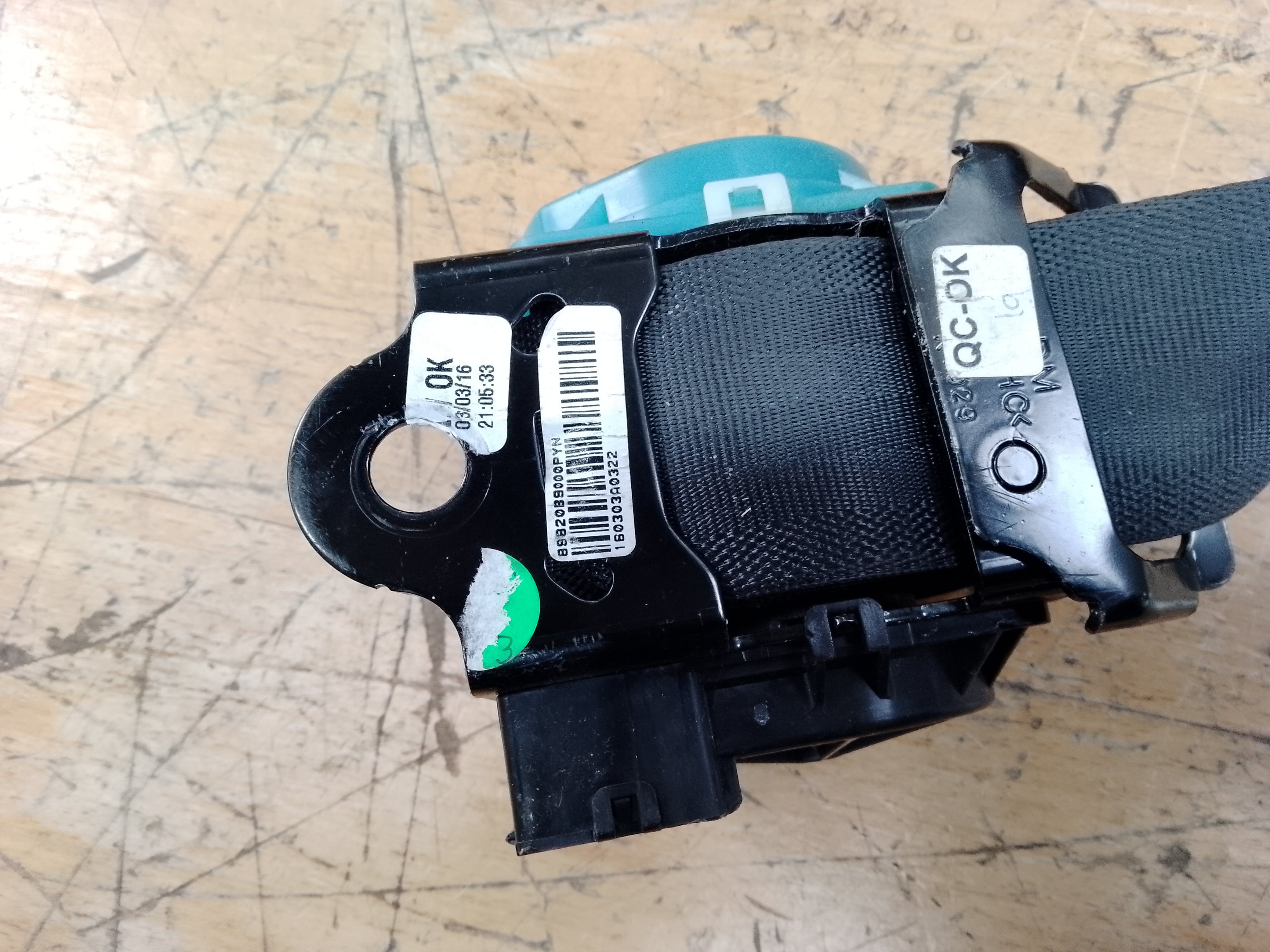 Hyundai i10 2014–21 Driver Right Rear Seat Belt (89820-B9000)