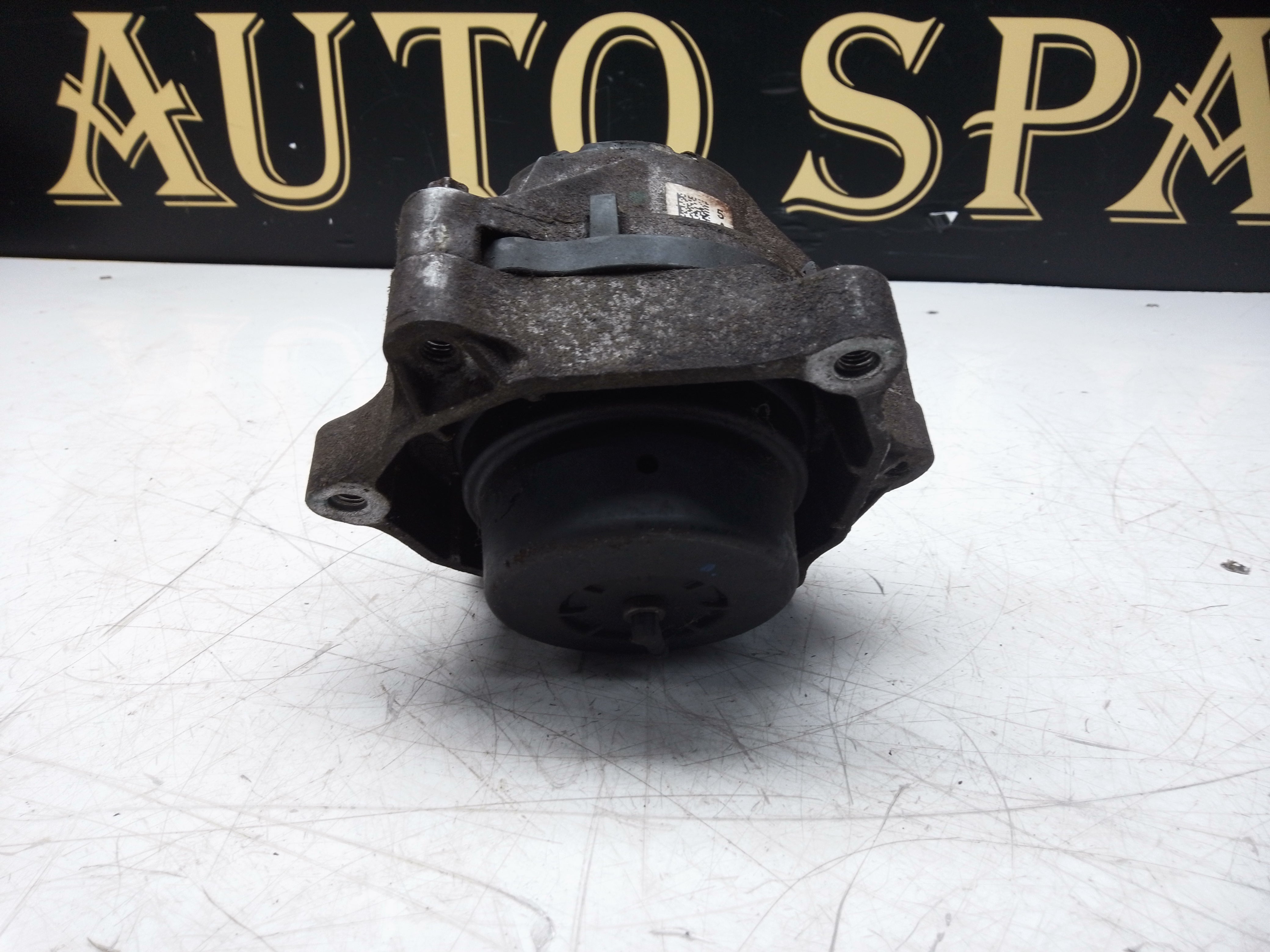 BMW 1 Series F20 F21 F22 F23 F30 F32 Engine Mount Left Passenger Side (6859407)