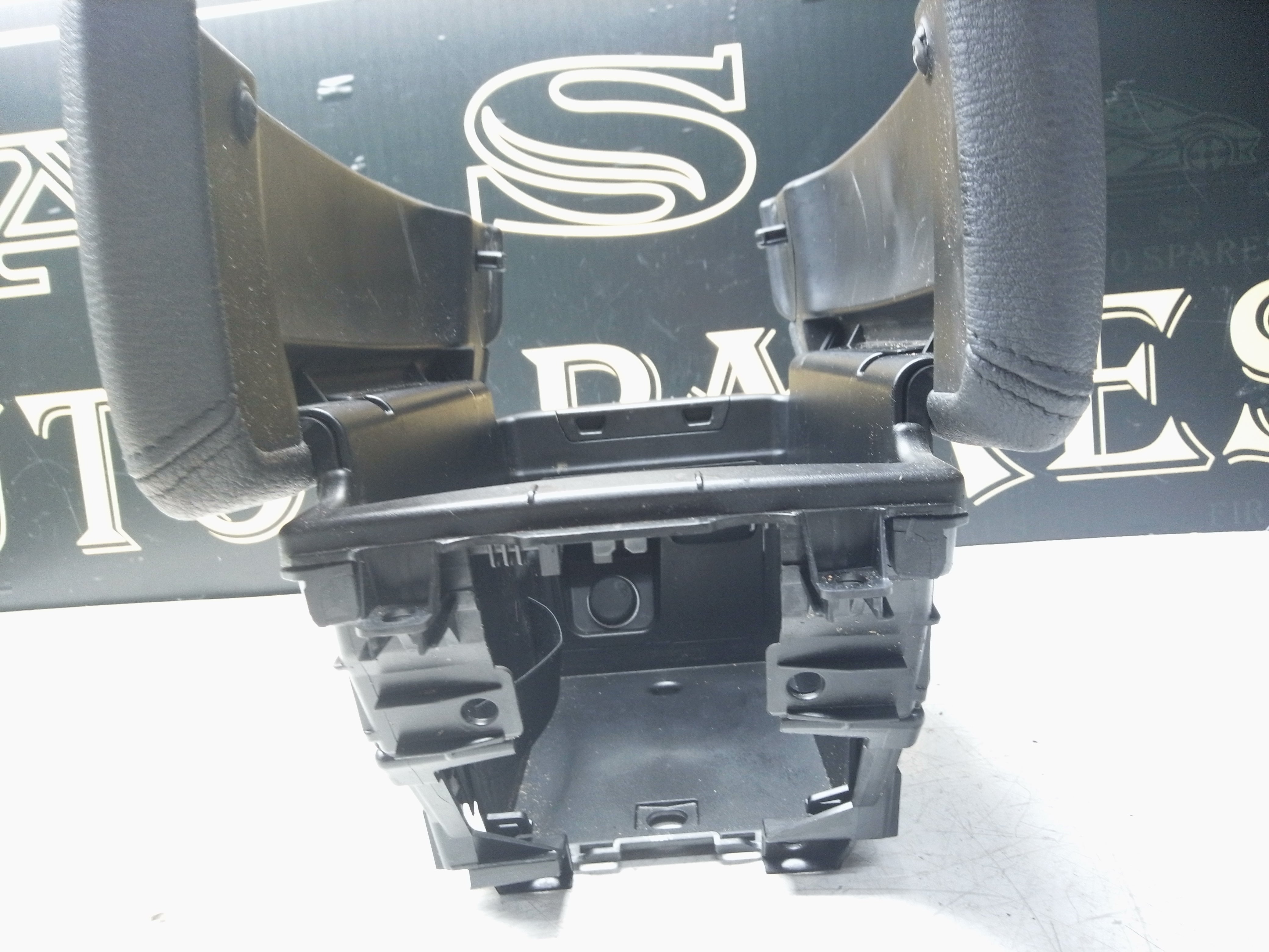 BMW X5 F15 2013-2018 Armrest Centre Console (9251992)