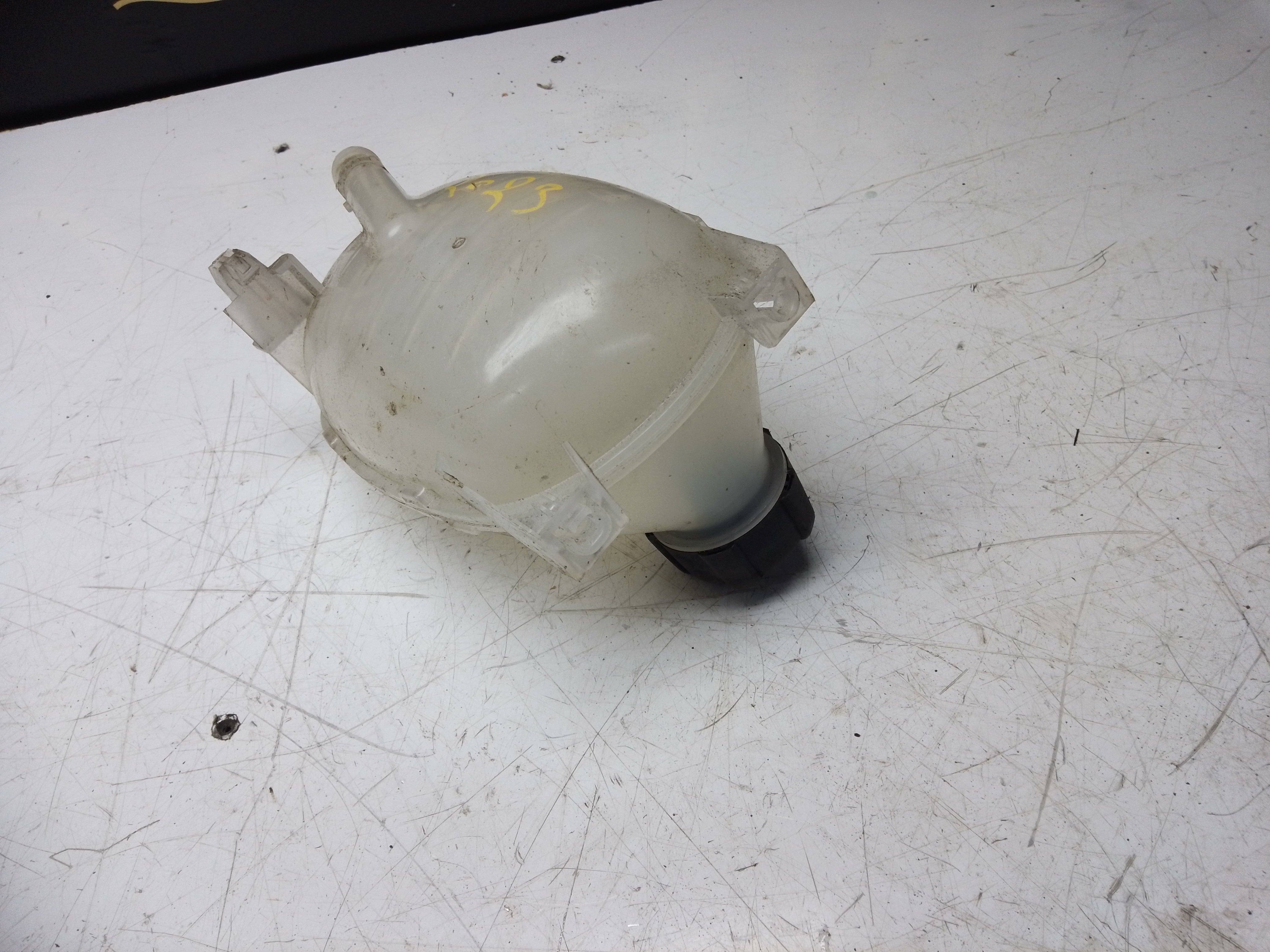 Nissan Juke 2021 Coolant Expansion Tank (21710-2572R)