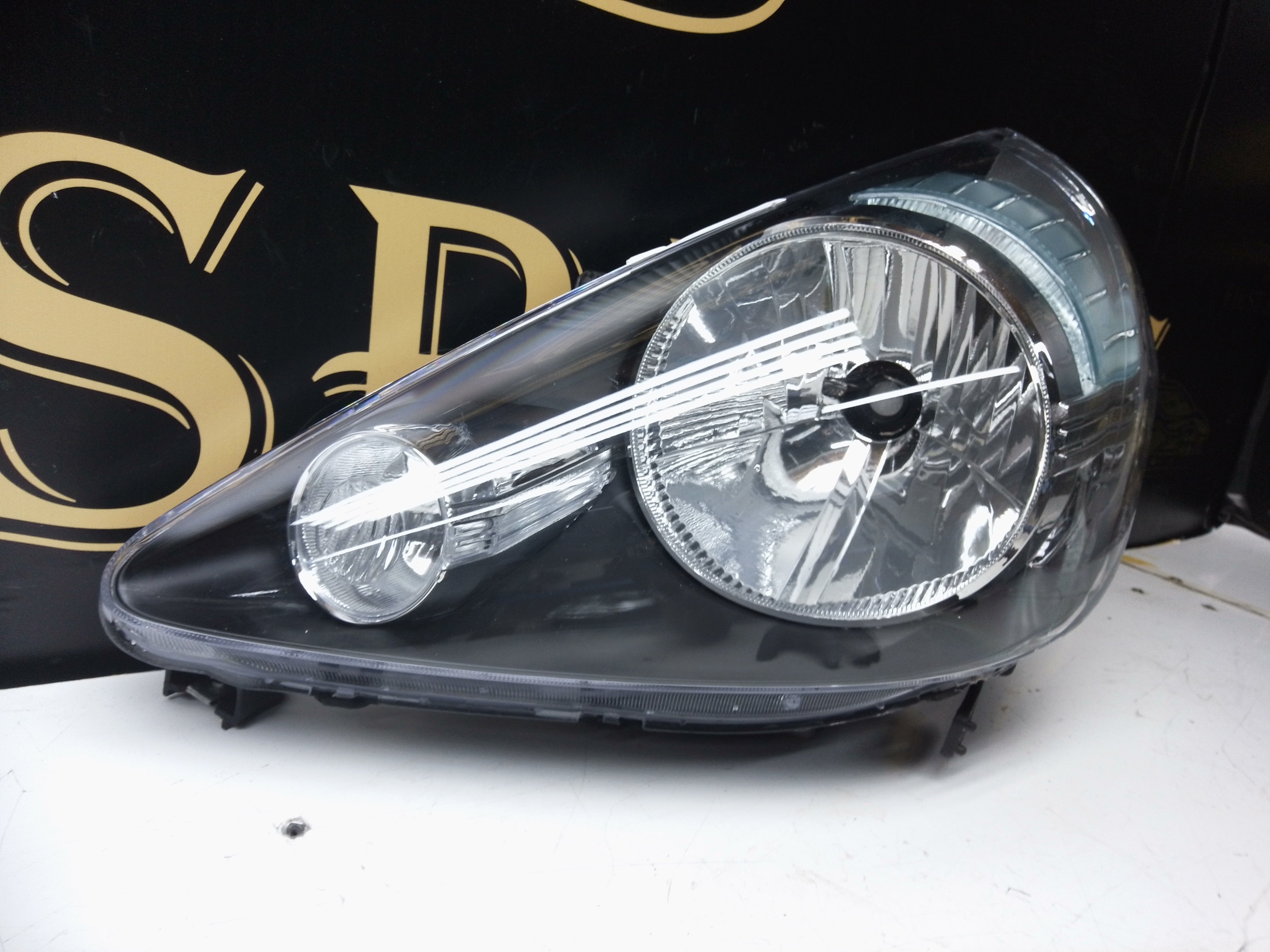 Honda Jazz Left/Passenger Headlight 2004–2008