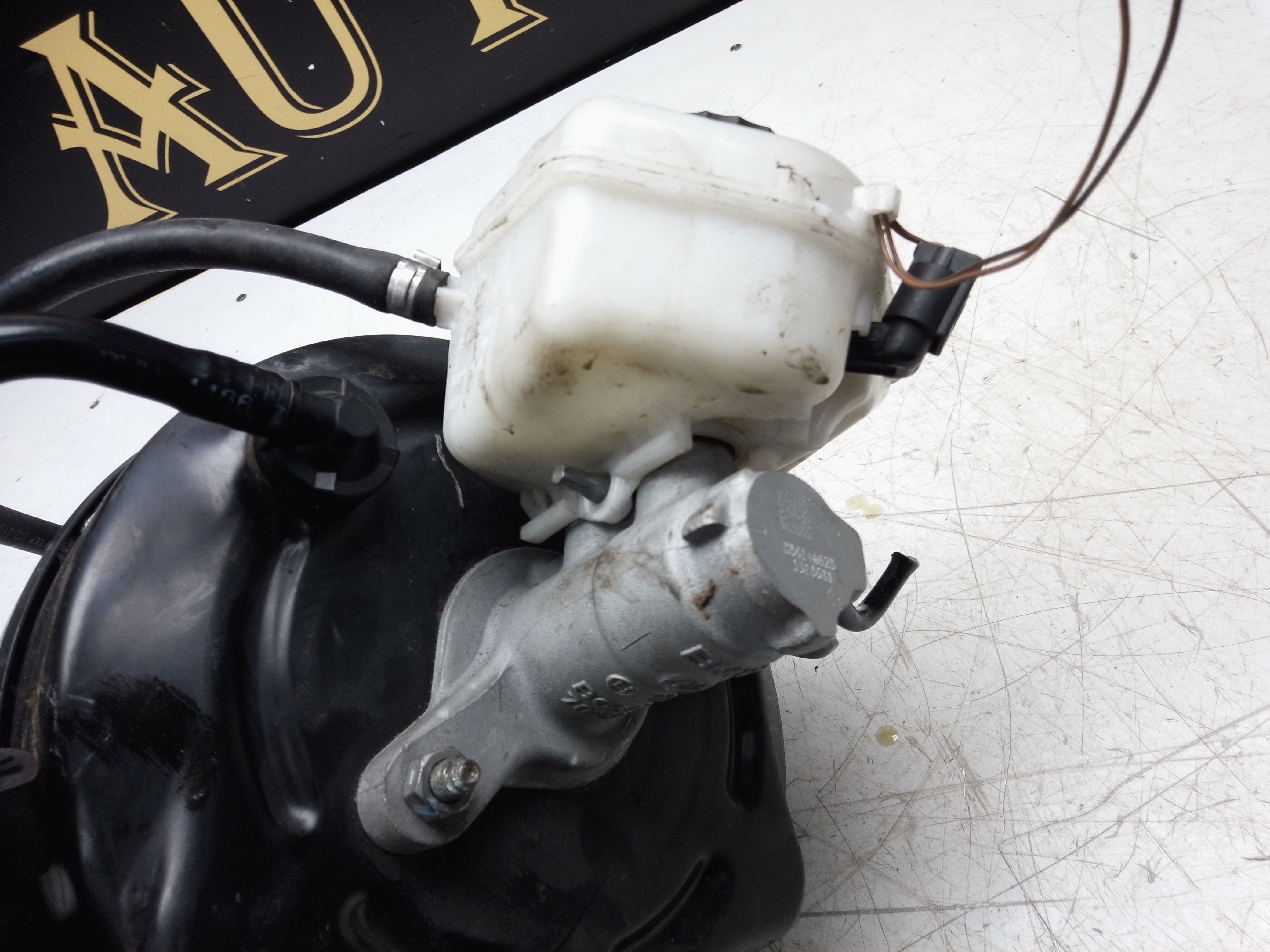 BMW 1 Series F20 2013 Brake Servo 2.0L Diesel (29408107701)