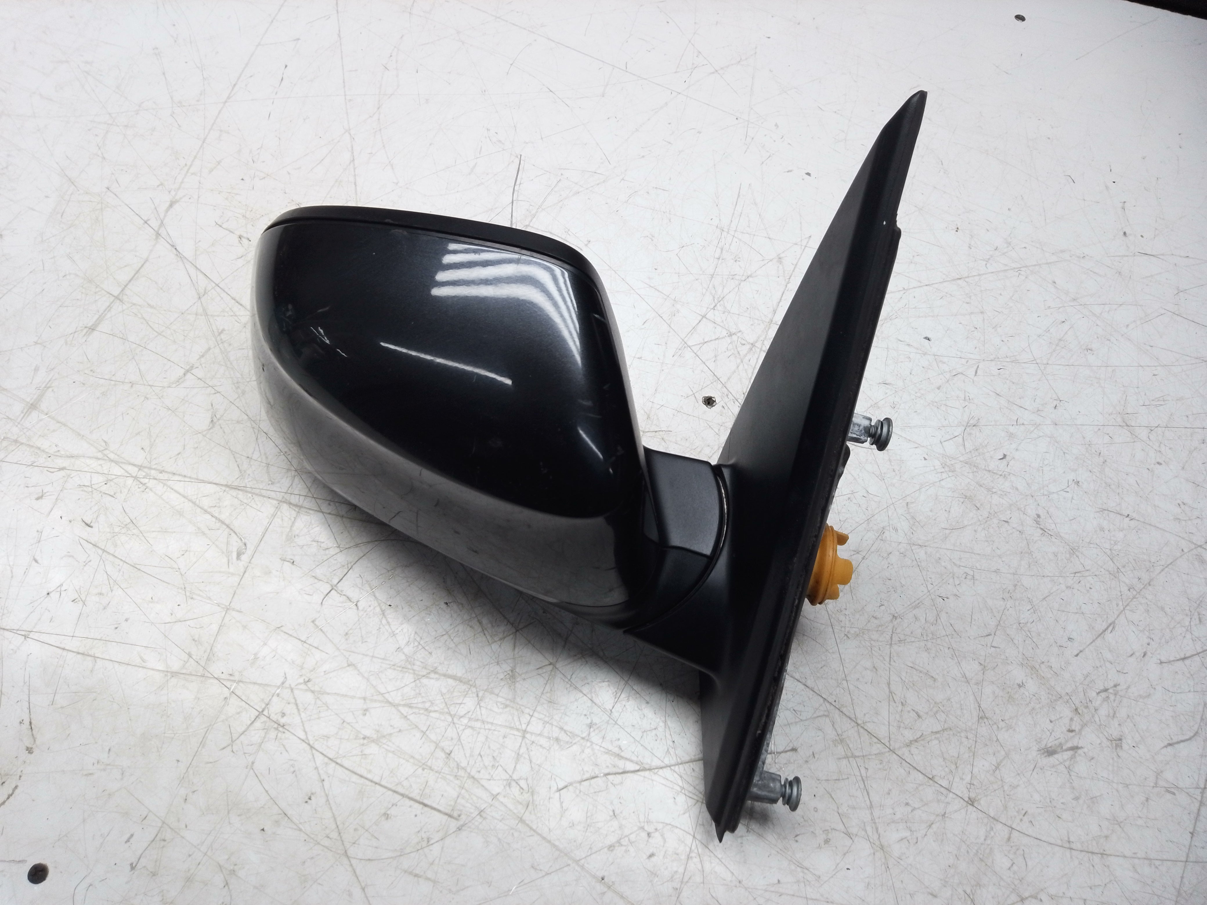 BMW X5 F15 2016–2020 Right Wing Mirror Electric 7-Pin Connection (698002)