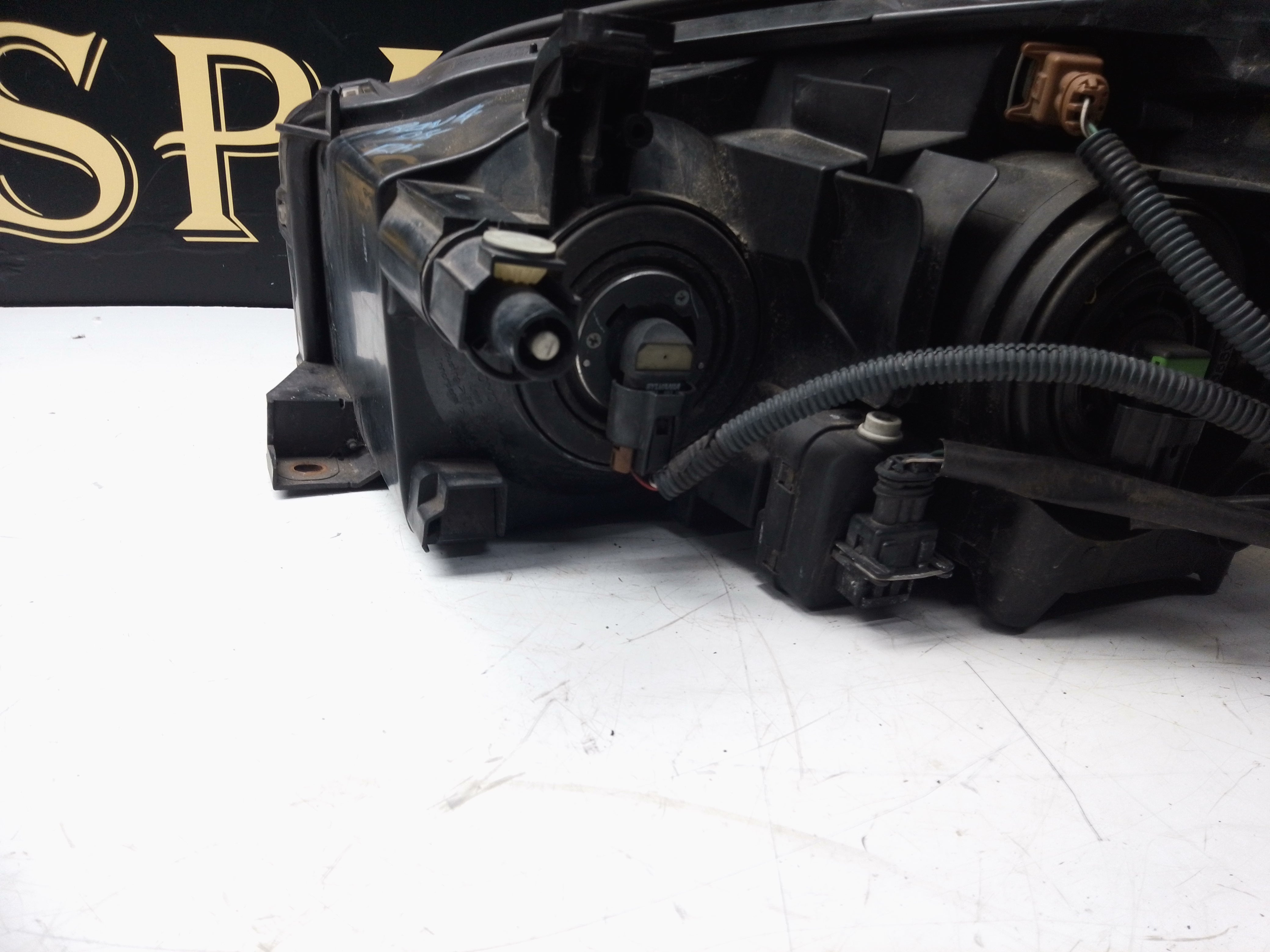 Toyota RAV4 2008 Right/Driver Side Headlight