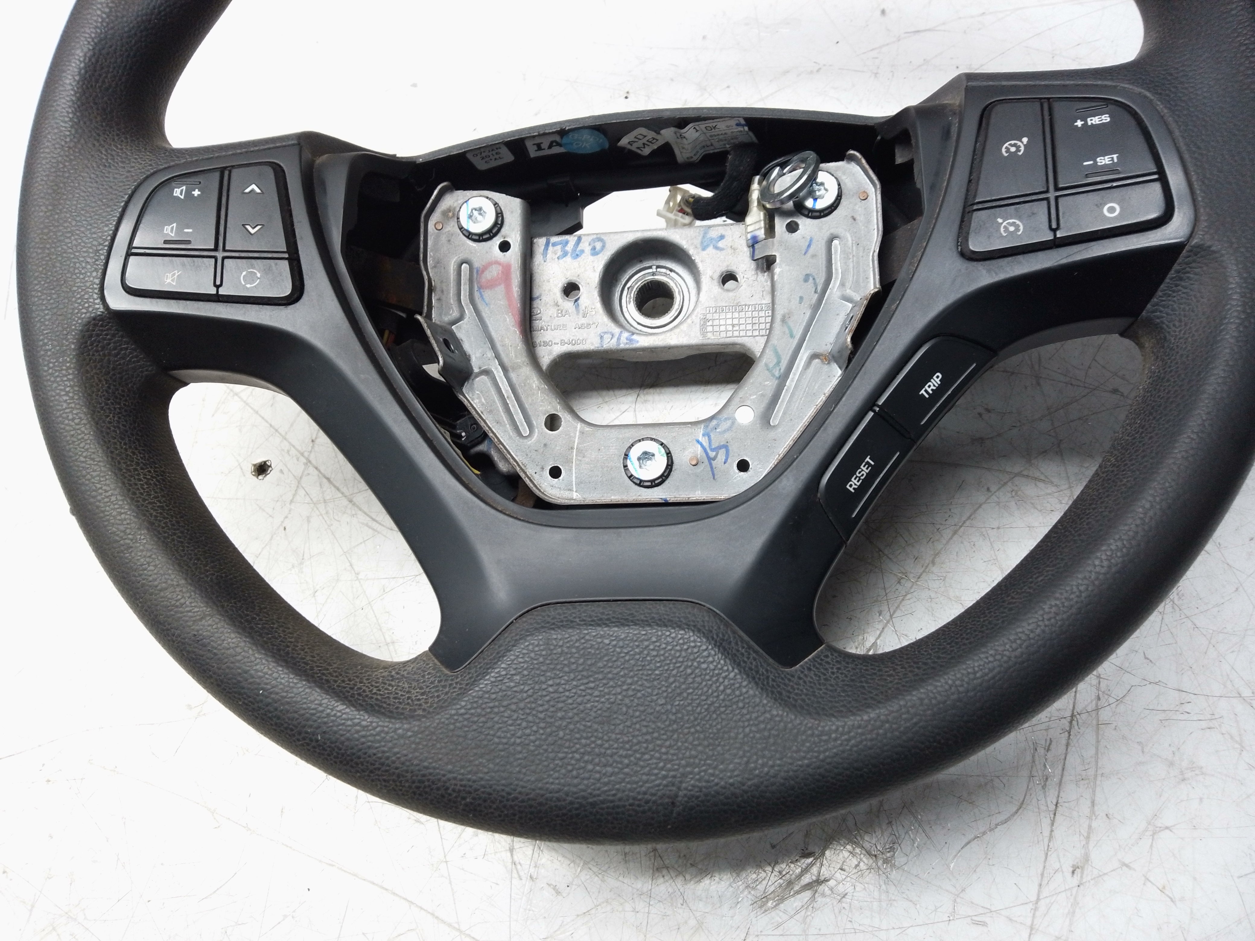 Hyundai i10 2014–2021 Steering Wheel (56100B9040PYN)
