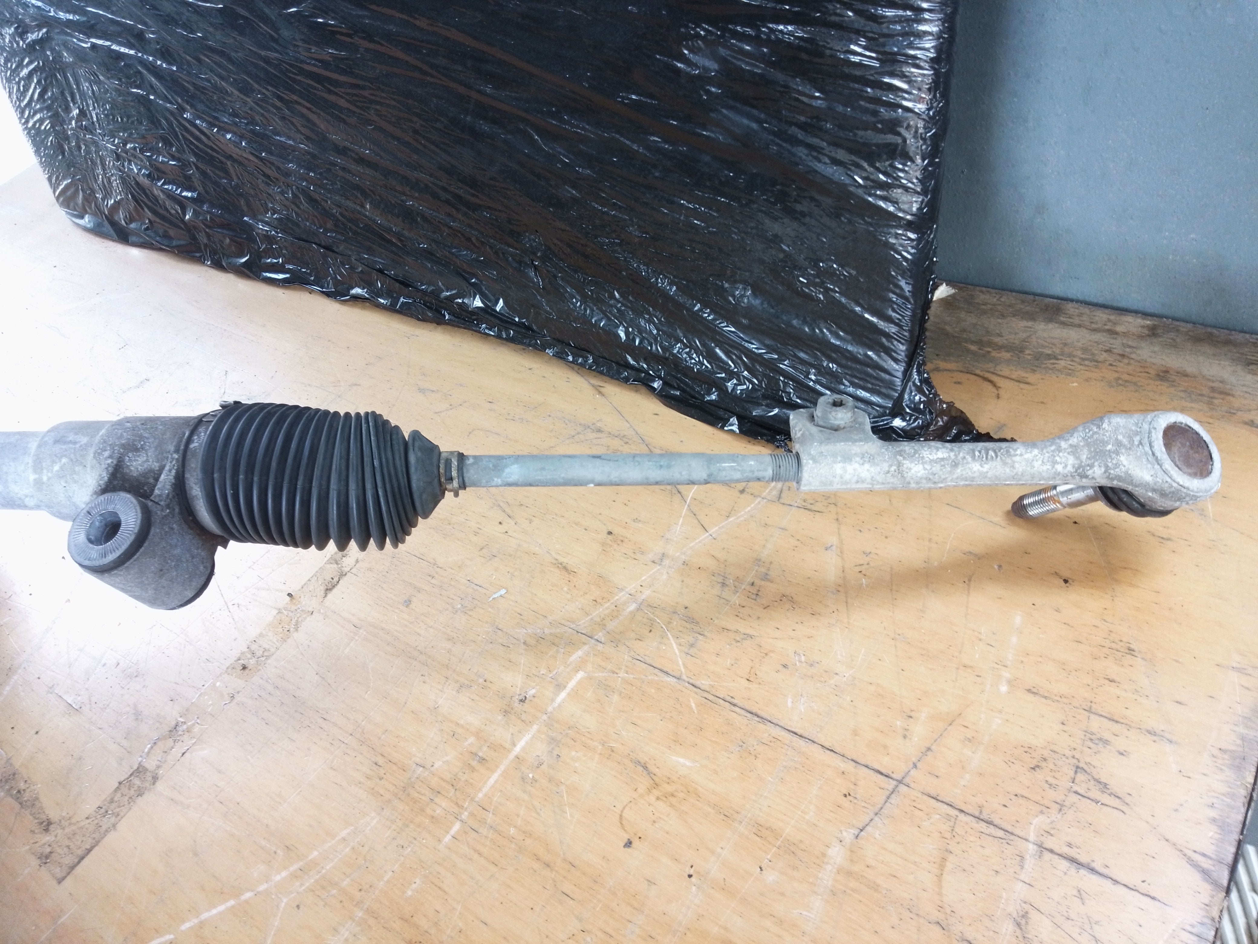 BMW i3 2016 Steering Rack (38019600)