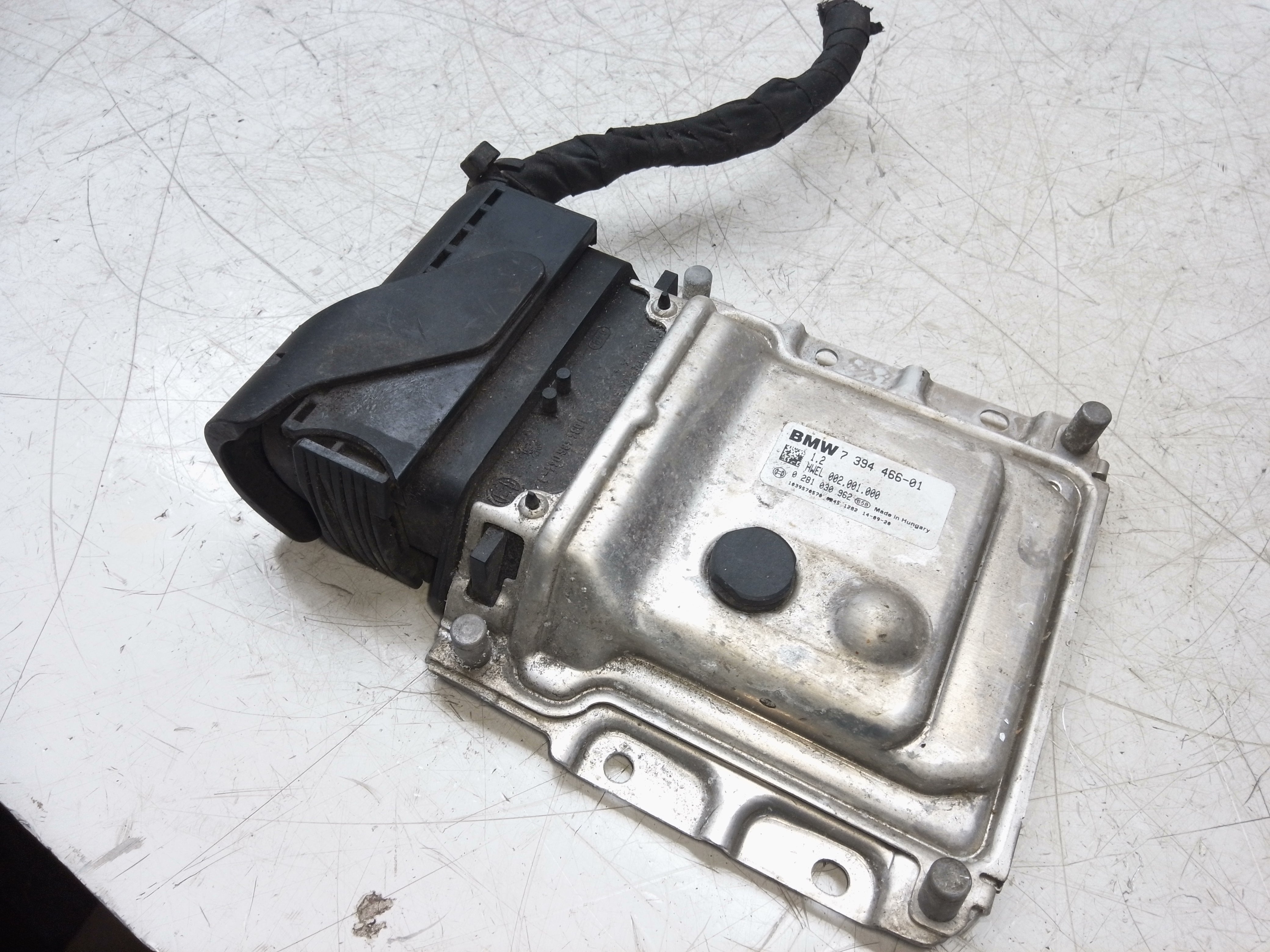 BMW F10 F11/F15 LCI/F32 F33 AdBlue Module Control Unit ECU SCR 7394466 14–20
