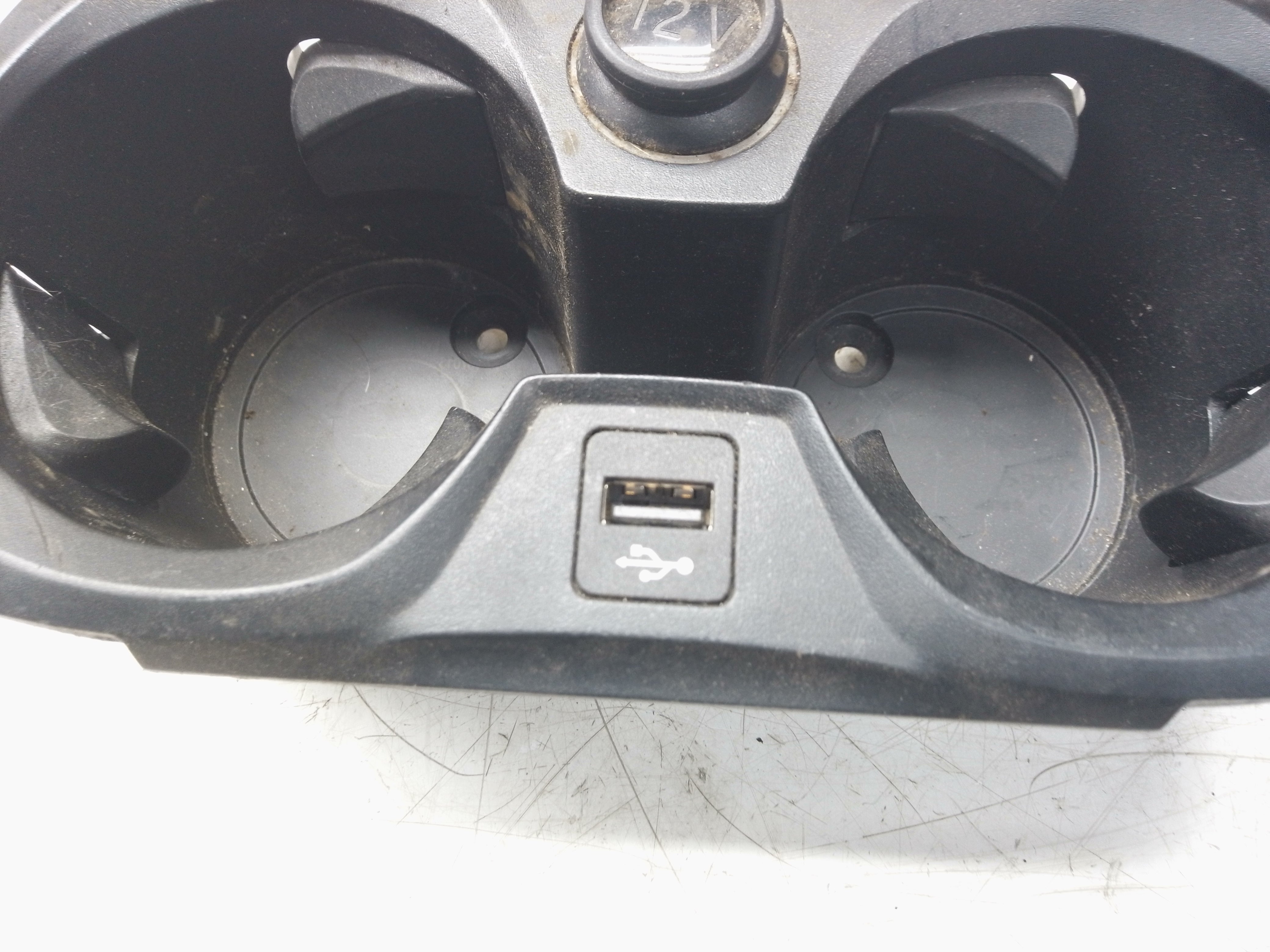 BMW 3 Series G20 G21 Centre Console Cup Holder (6806803)