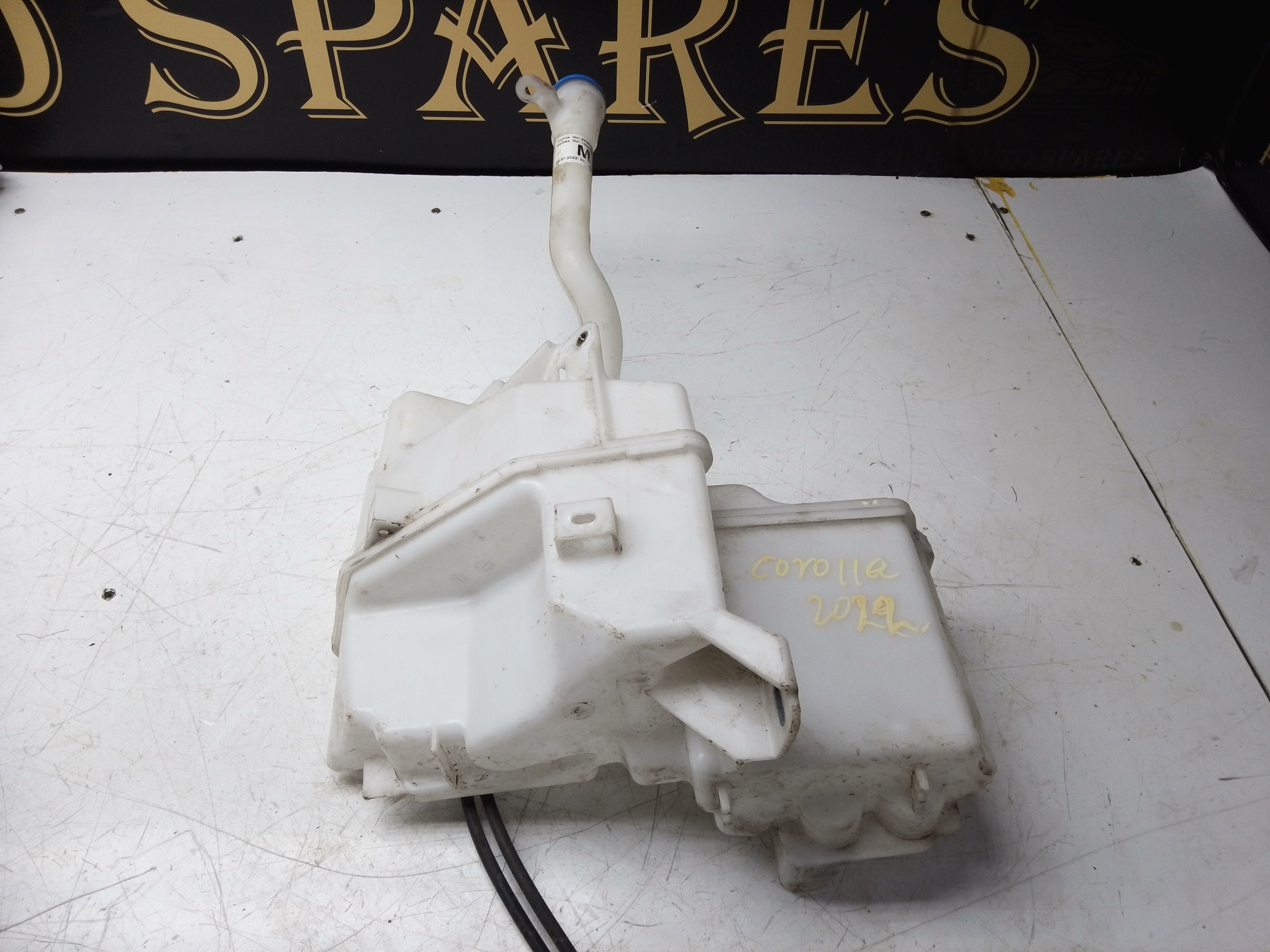 Toyota Corolla 2021 Window Washer Tank (85310-02720) (85301-02272)