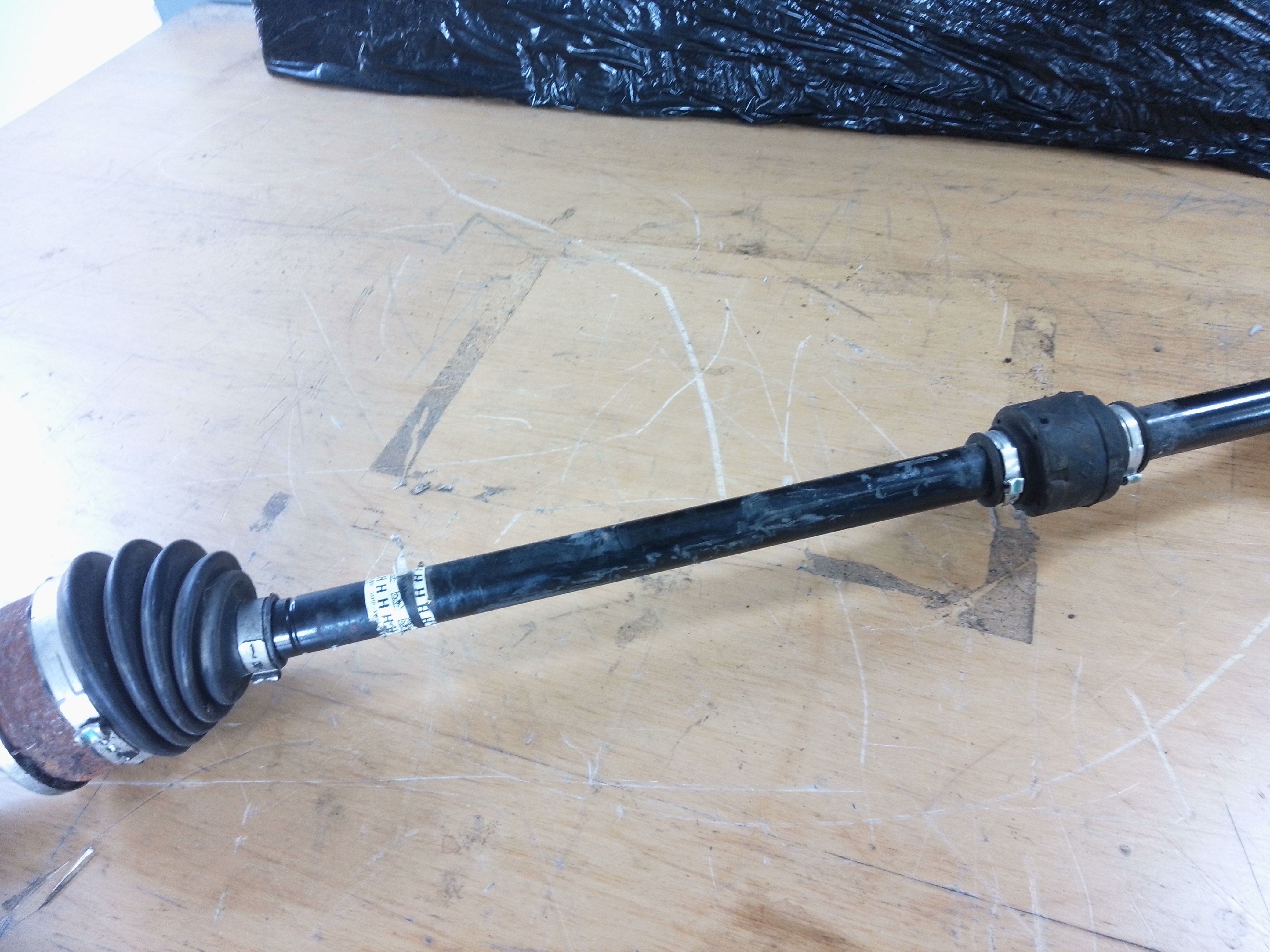 Toyota Yaris Front Right Transmission (10417838)