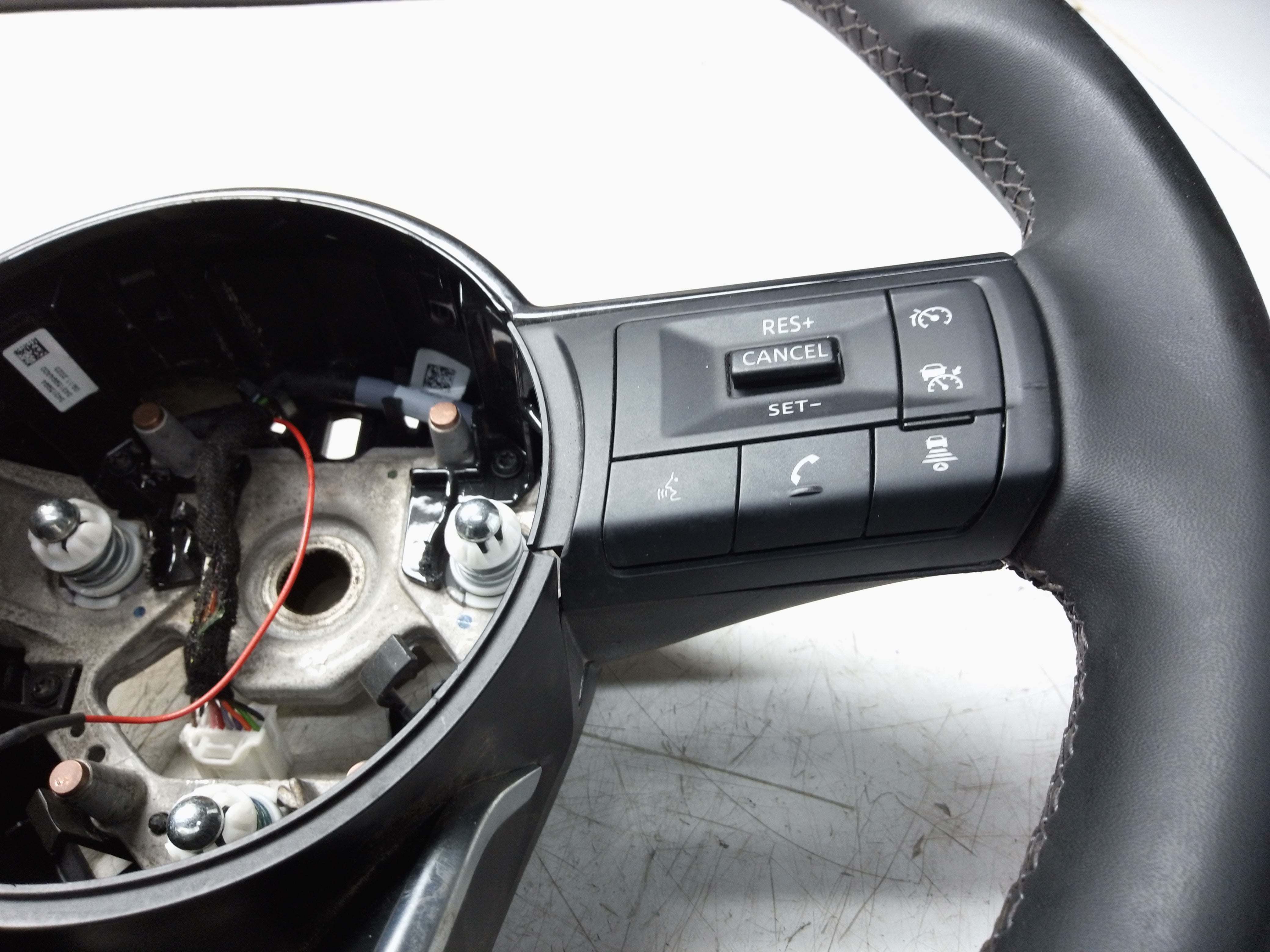 Nissan Qashqai J12 2024 Multifunction Leather Steering Wheel (484306UG0A)