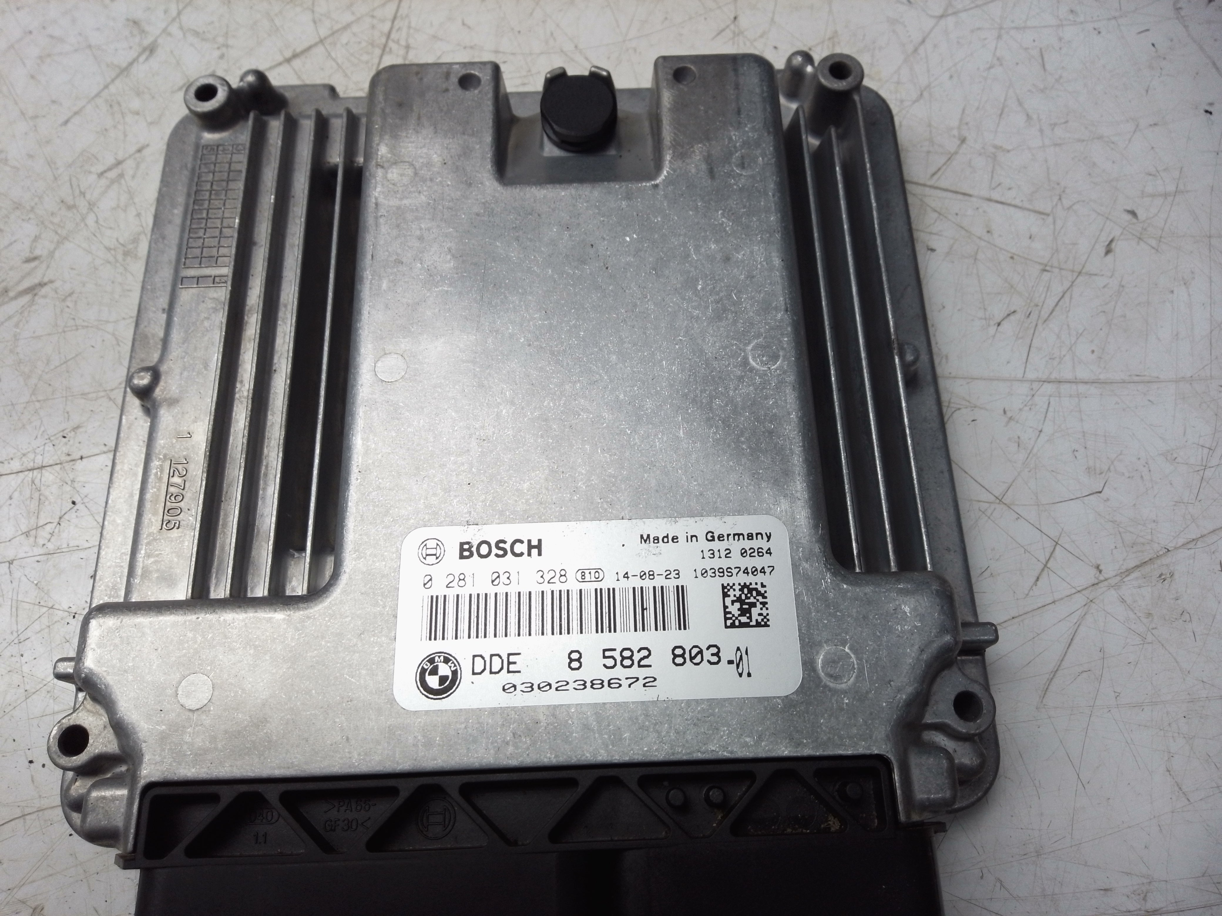 BMW X5 F15 Engine ECU Control Module DDE (8582803) (0281031328)
