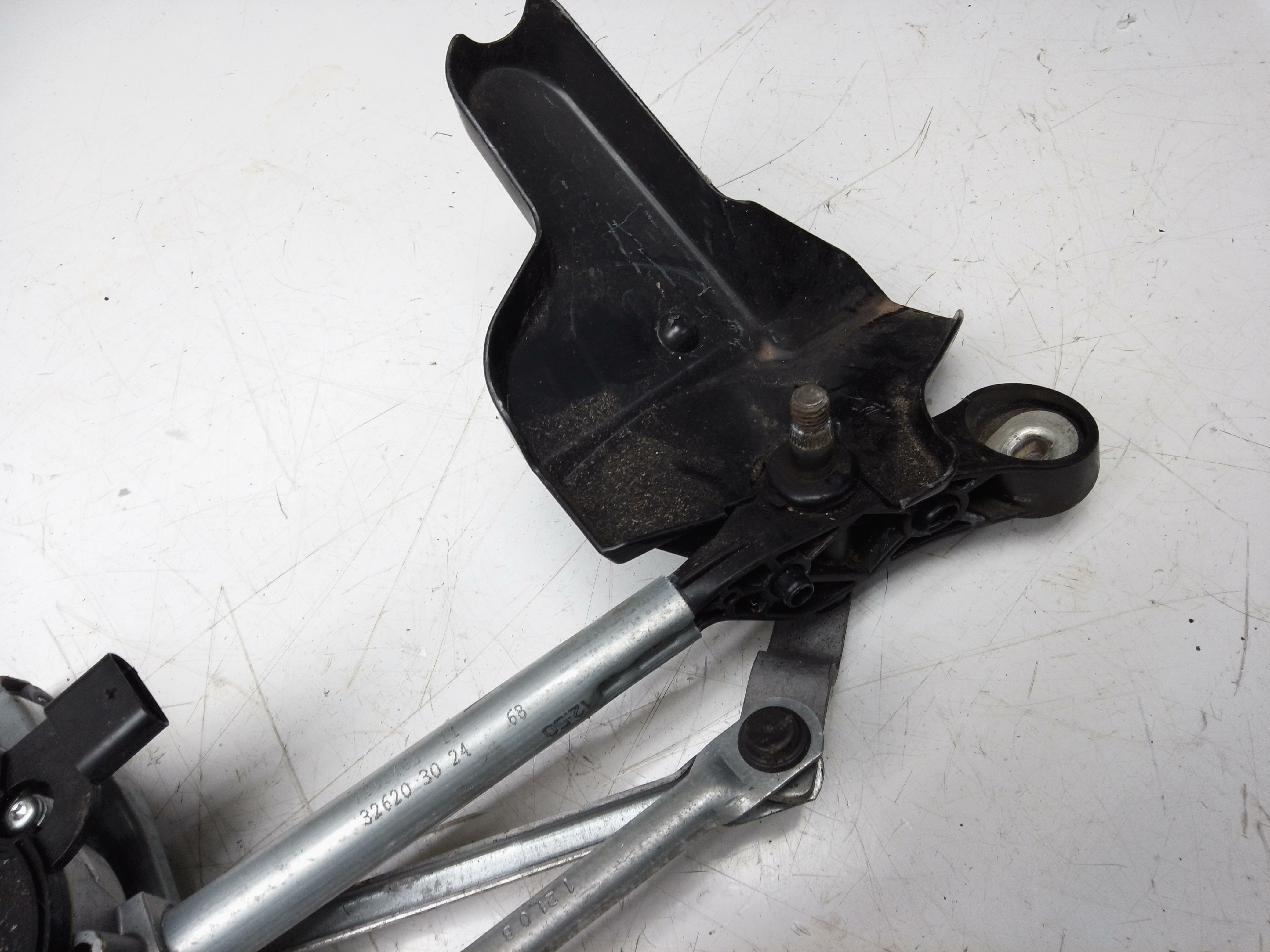 BMW 3 Series F30 Front Wiper Motor & Linkage (W000026098) (726750403)