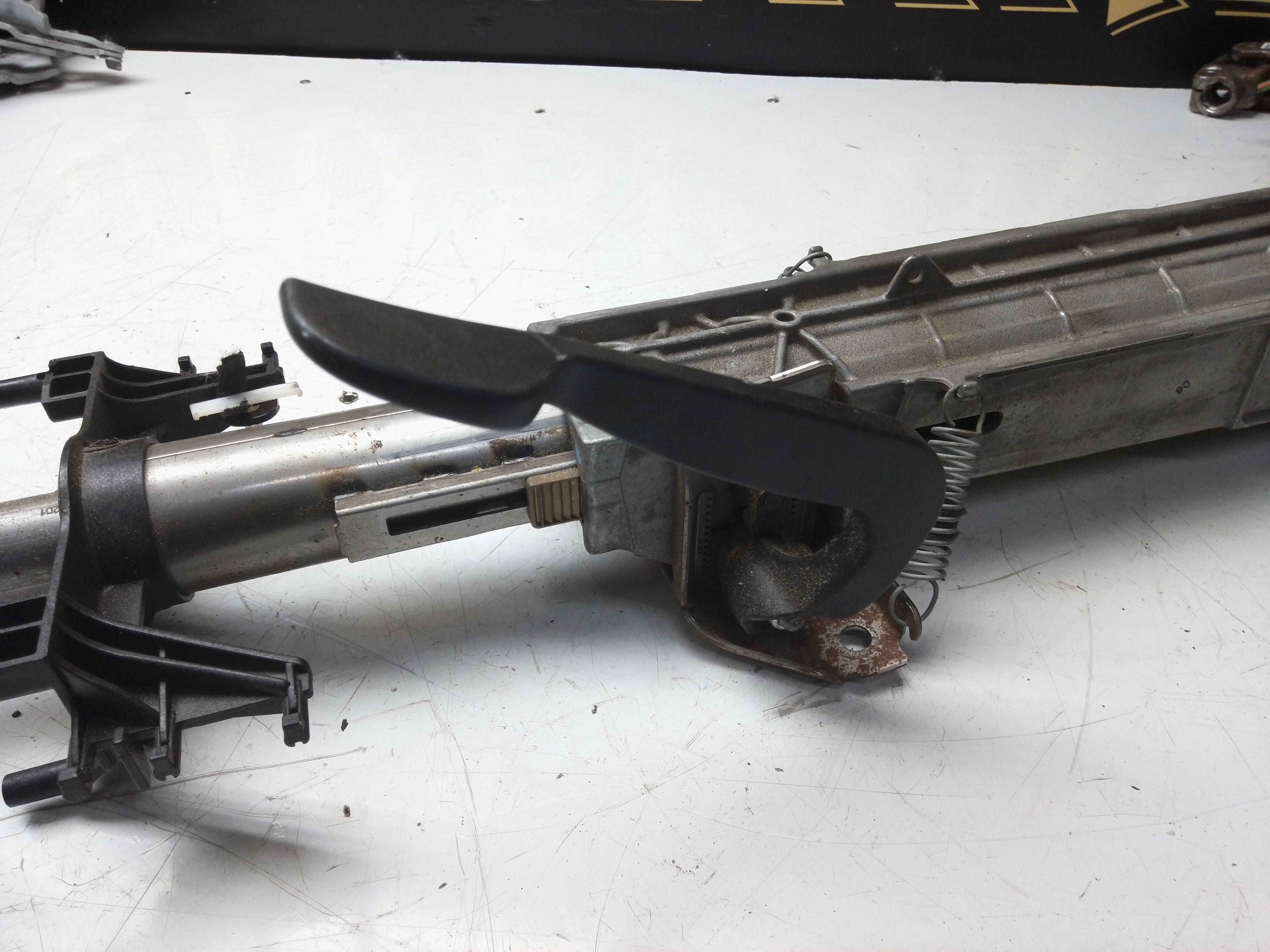 BMW X3 F25 Steering Column (LS685404501)