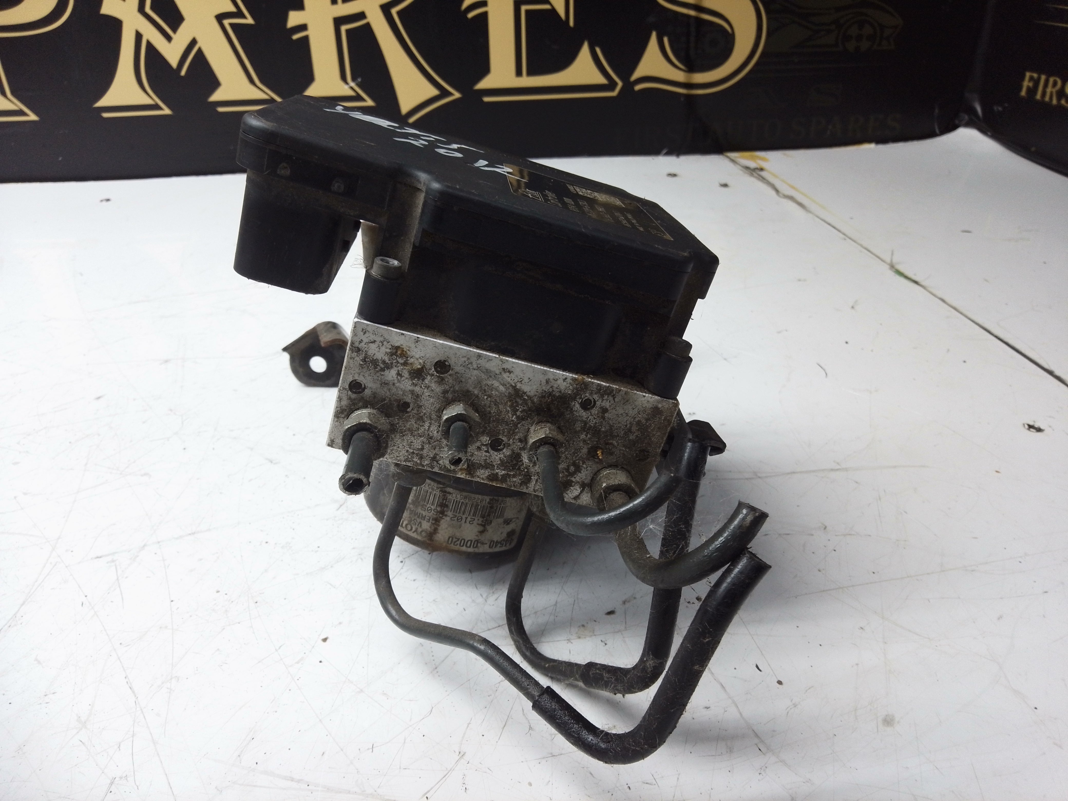 Toyota Yaris 2012 ABS Pump / Modulator (89541-0D100)