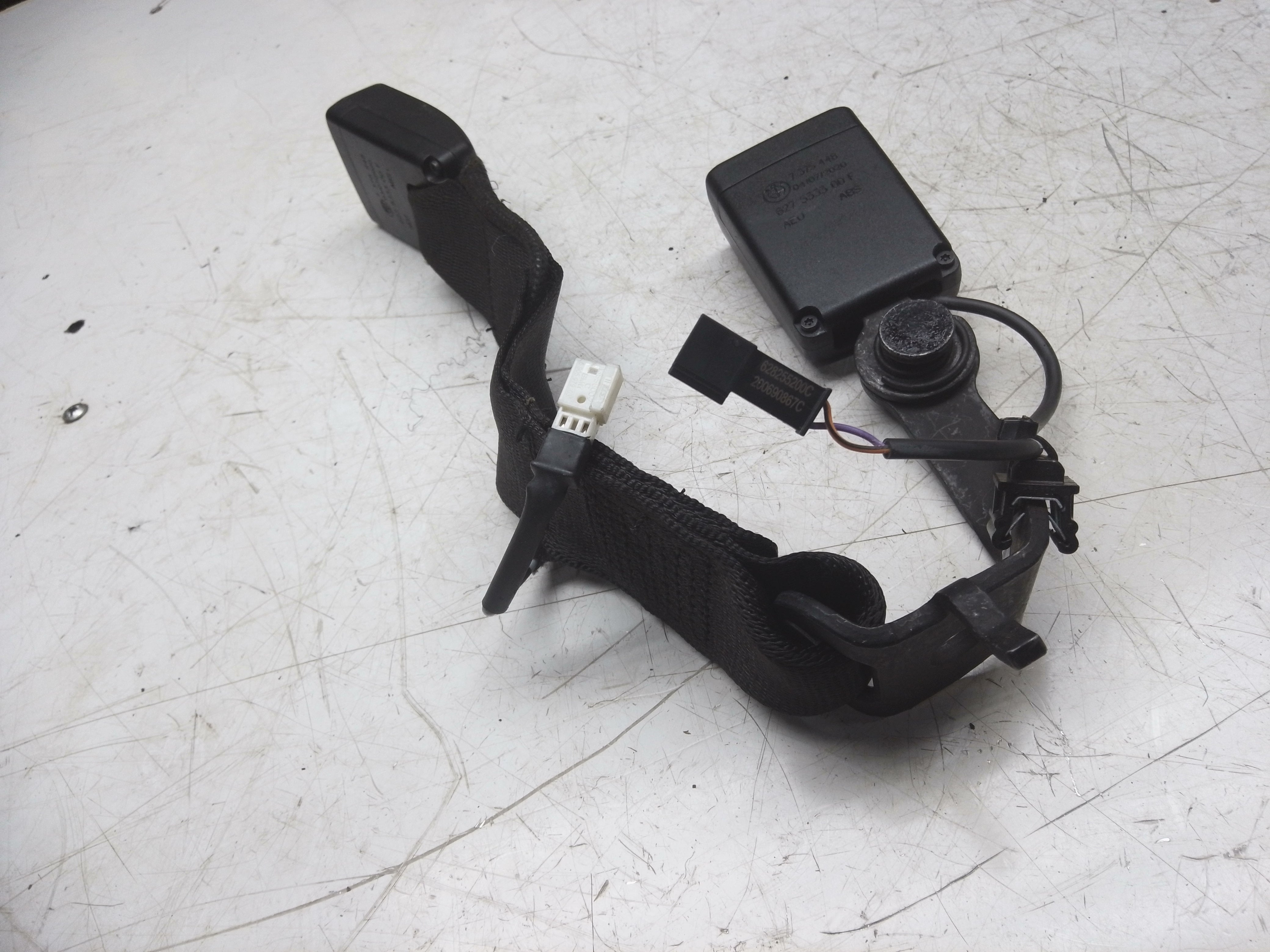 BMW 3 Series 2015 F30 F31 Rear Twin Double Seat Belt Buckle (7375448)