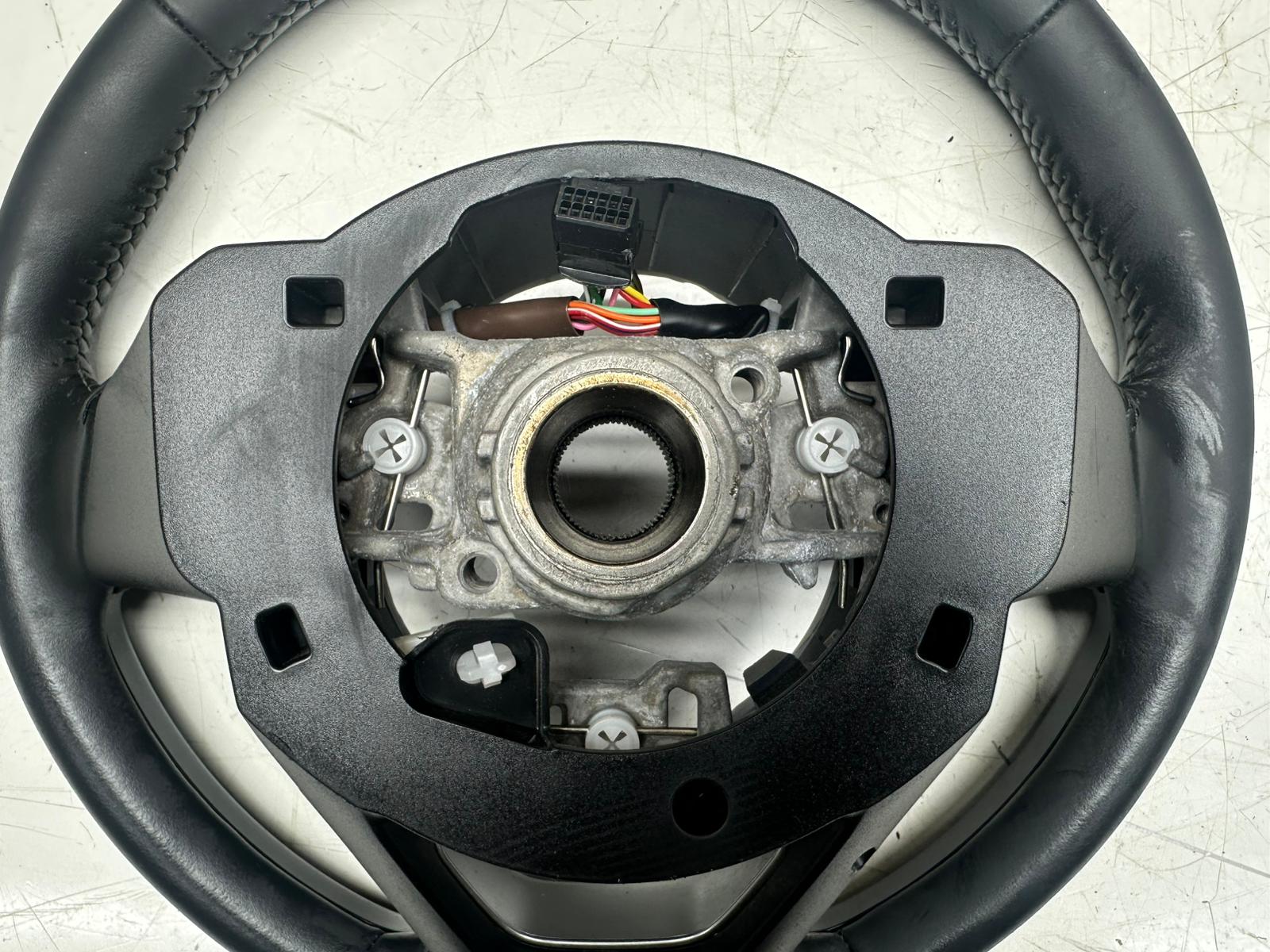 Toyota Yaris Cross 1.5 VV Steering Wheel (84250K0040C5)