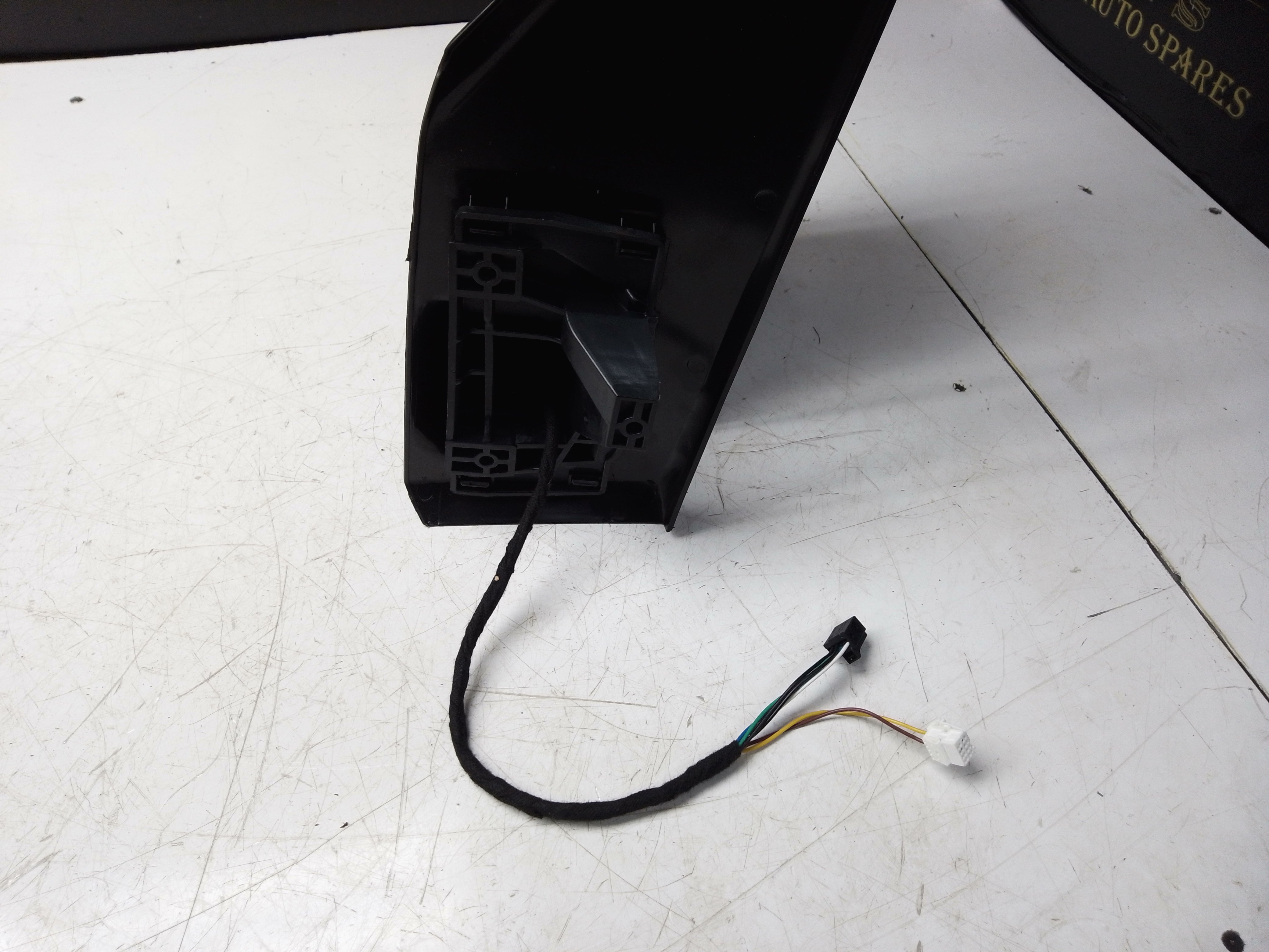 Mercedes Sprinter W907 / W910 2019–2025 Right Wing Mirror (Electric)