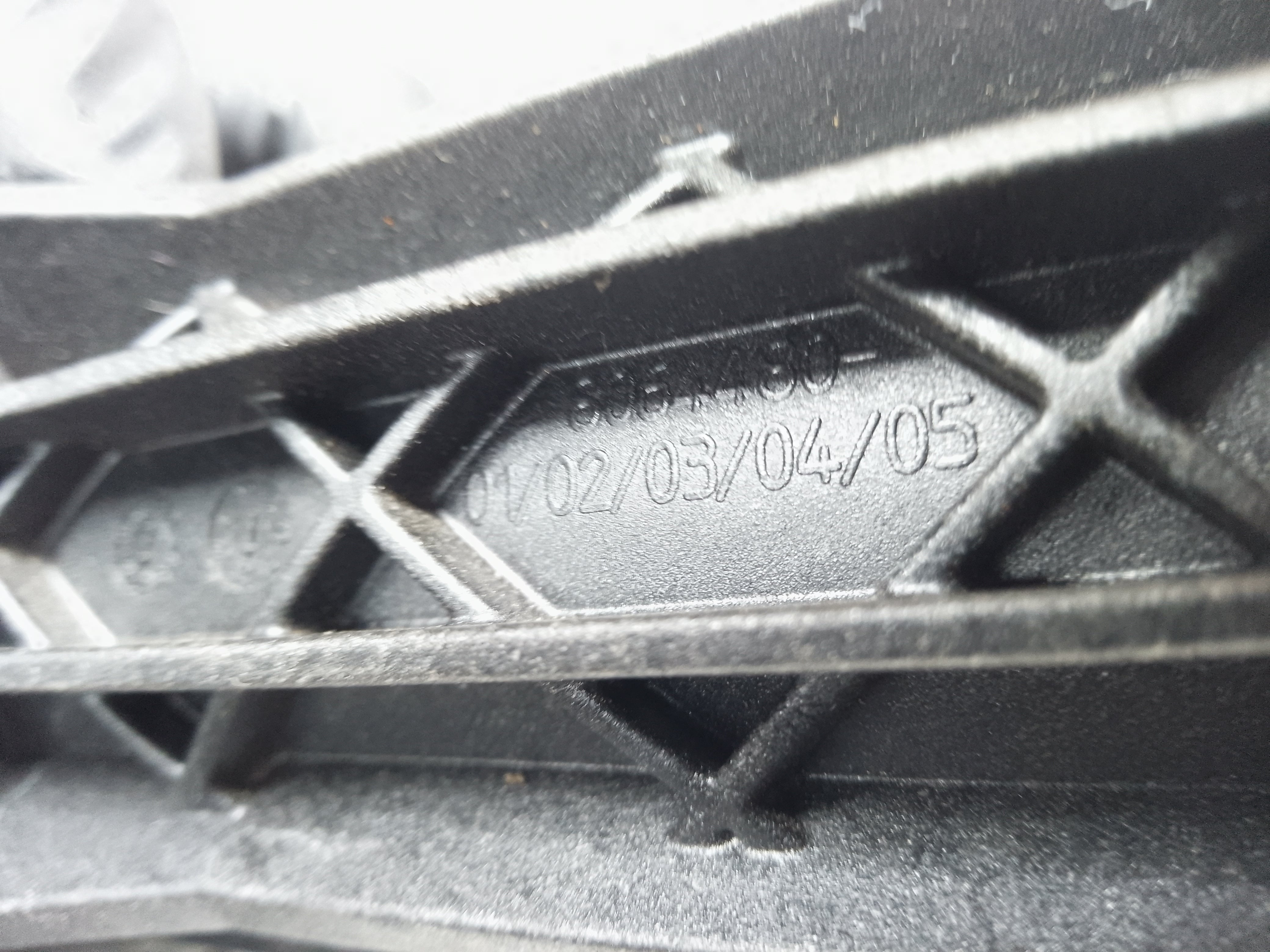 BMW X4 G02 / F98 Oil Filler Neck (31638707) (8064480)