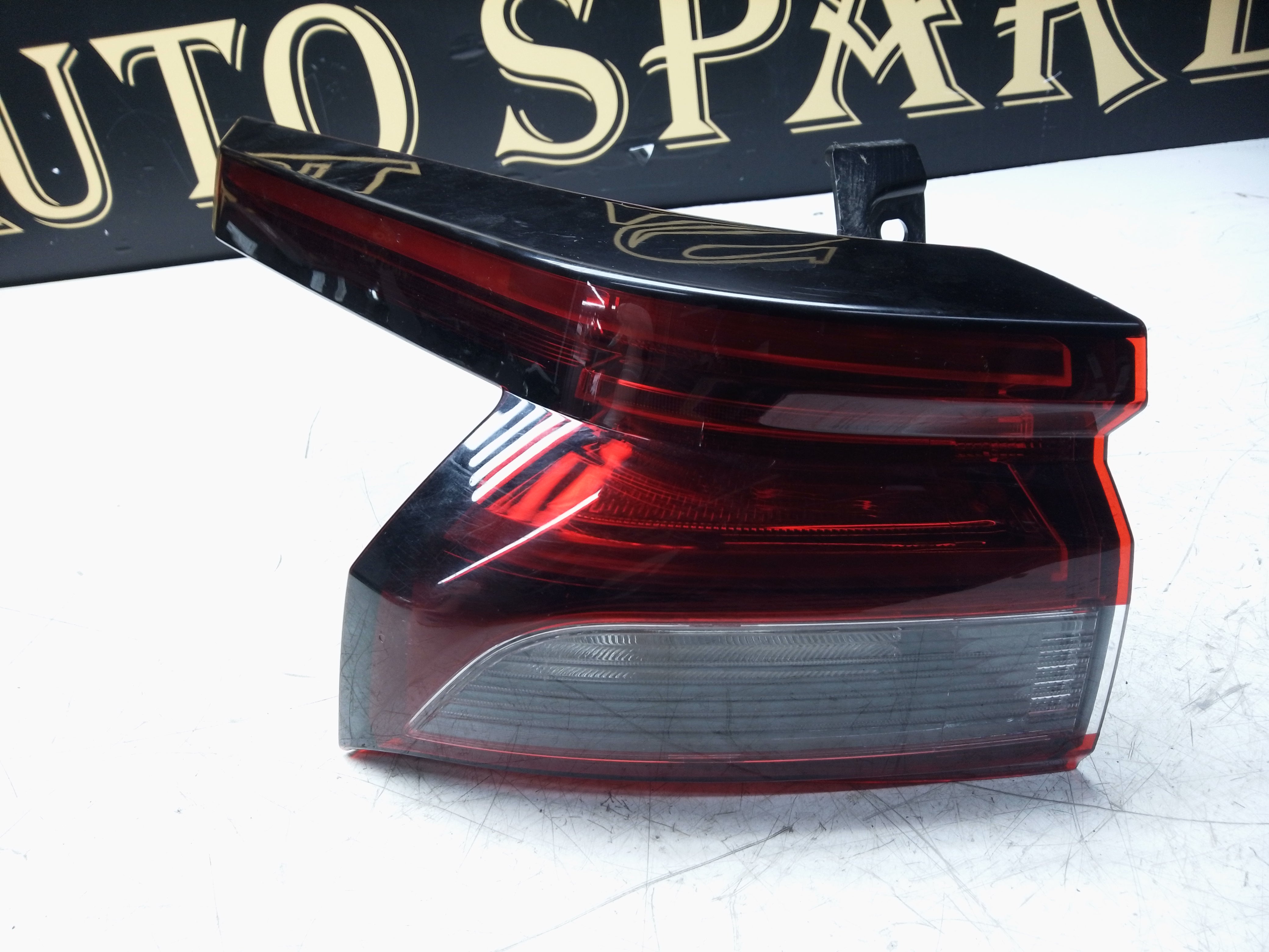 Nissan Qashqai J12 2021–2024 Left Rear Tail Light (2208D02F)