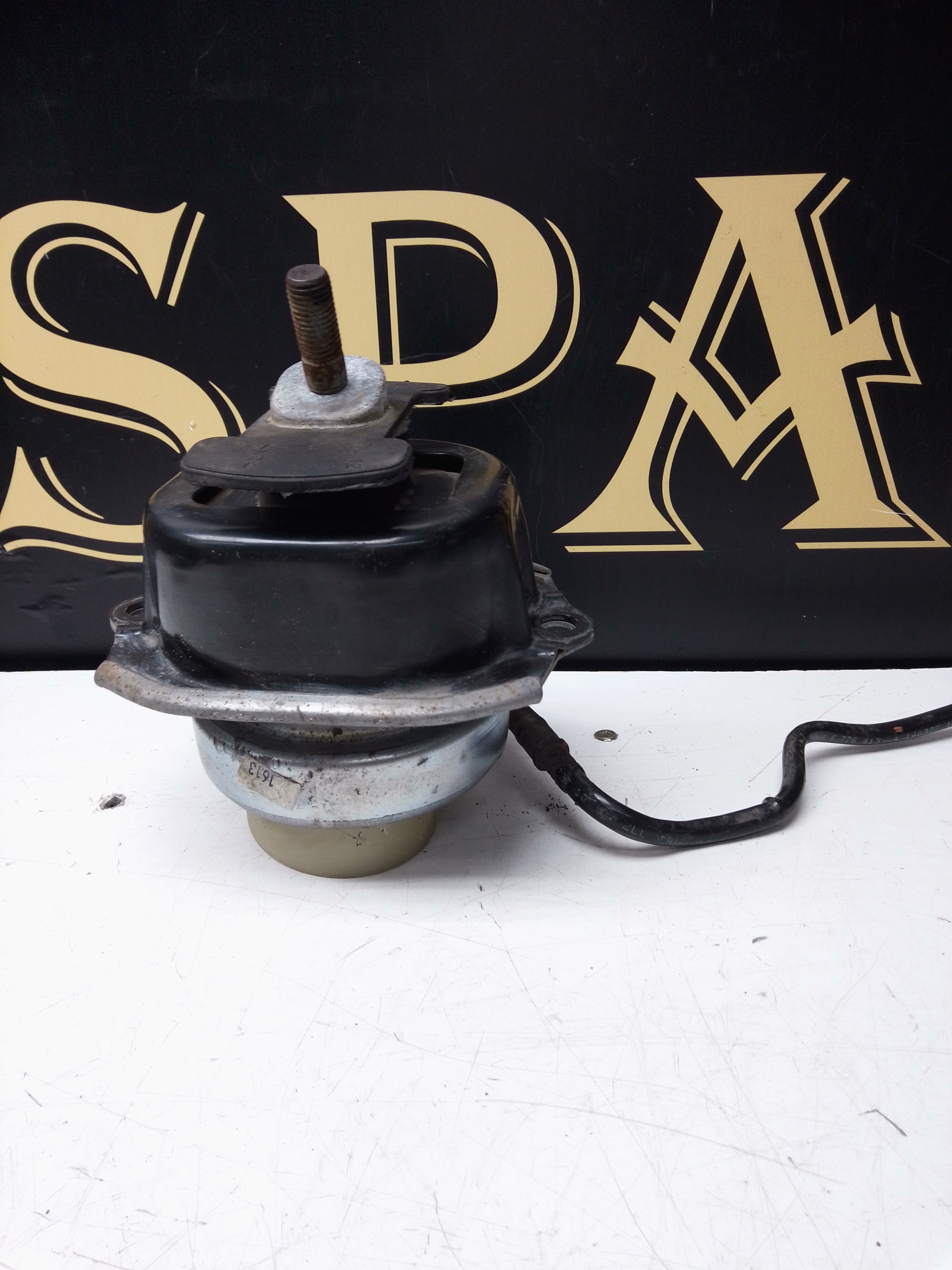 BMW X5 F15 3.0 Diesel Front Left Passenger Side Engine Mount 160042-12 – 2013–2018