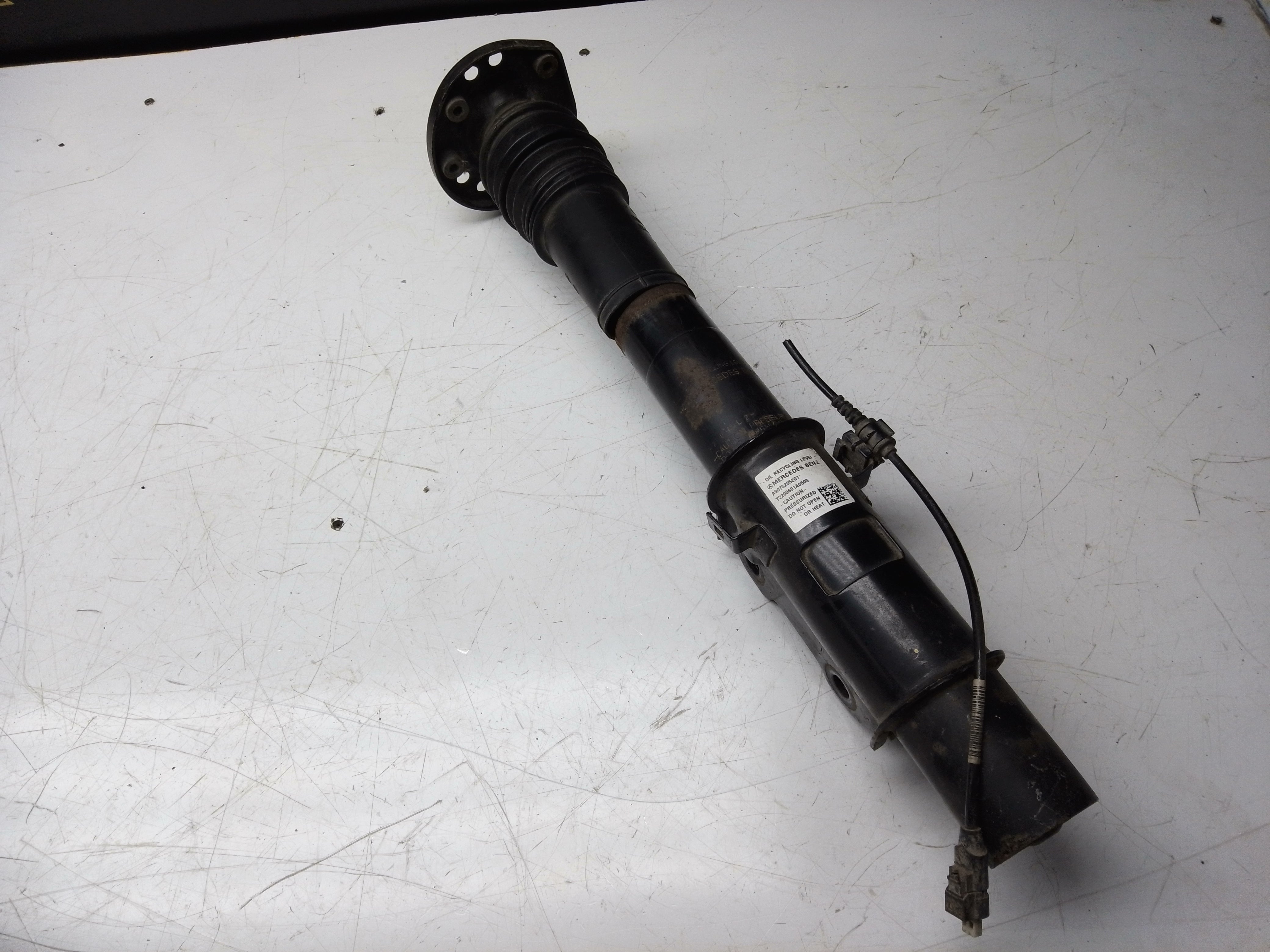 Mercedes Sprinter 907 Front Suspension Strut (A9073205201)