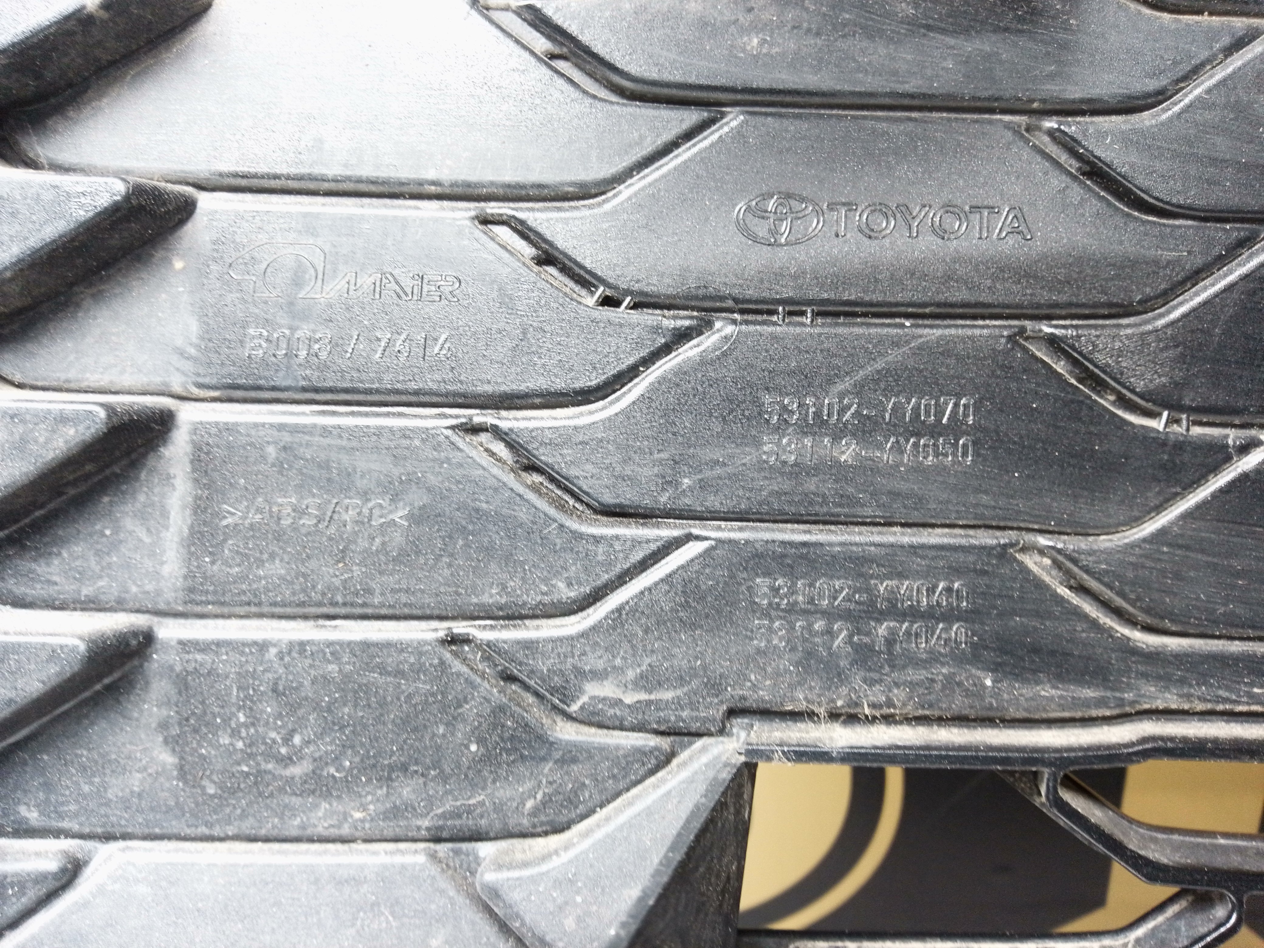 Toyota Corolla 2021–Onwards Front Lower Grille (53102-YY070) (52114-YY010)