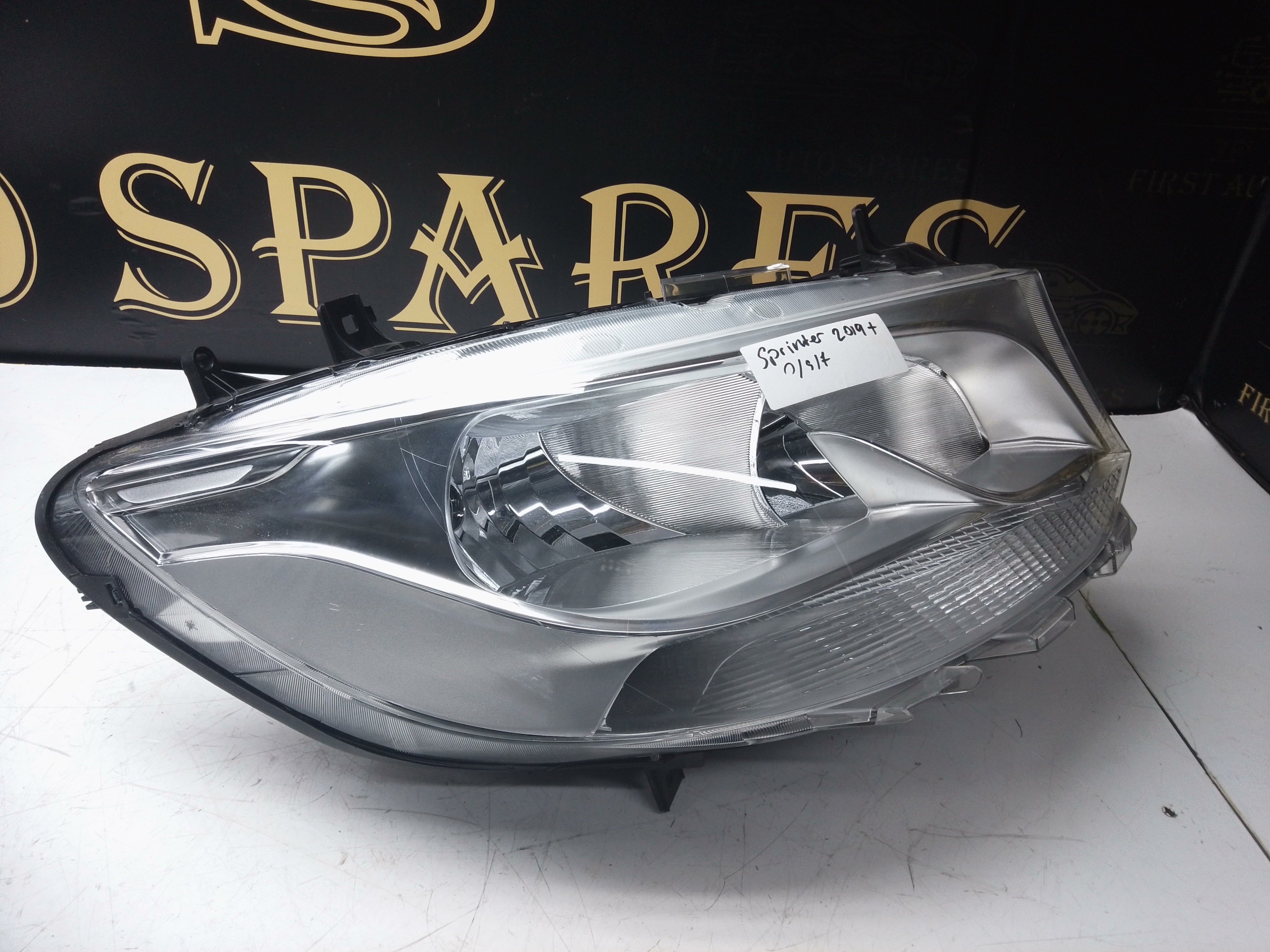 Mercedes Sprinter 2018–2024 Right Headlight