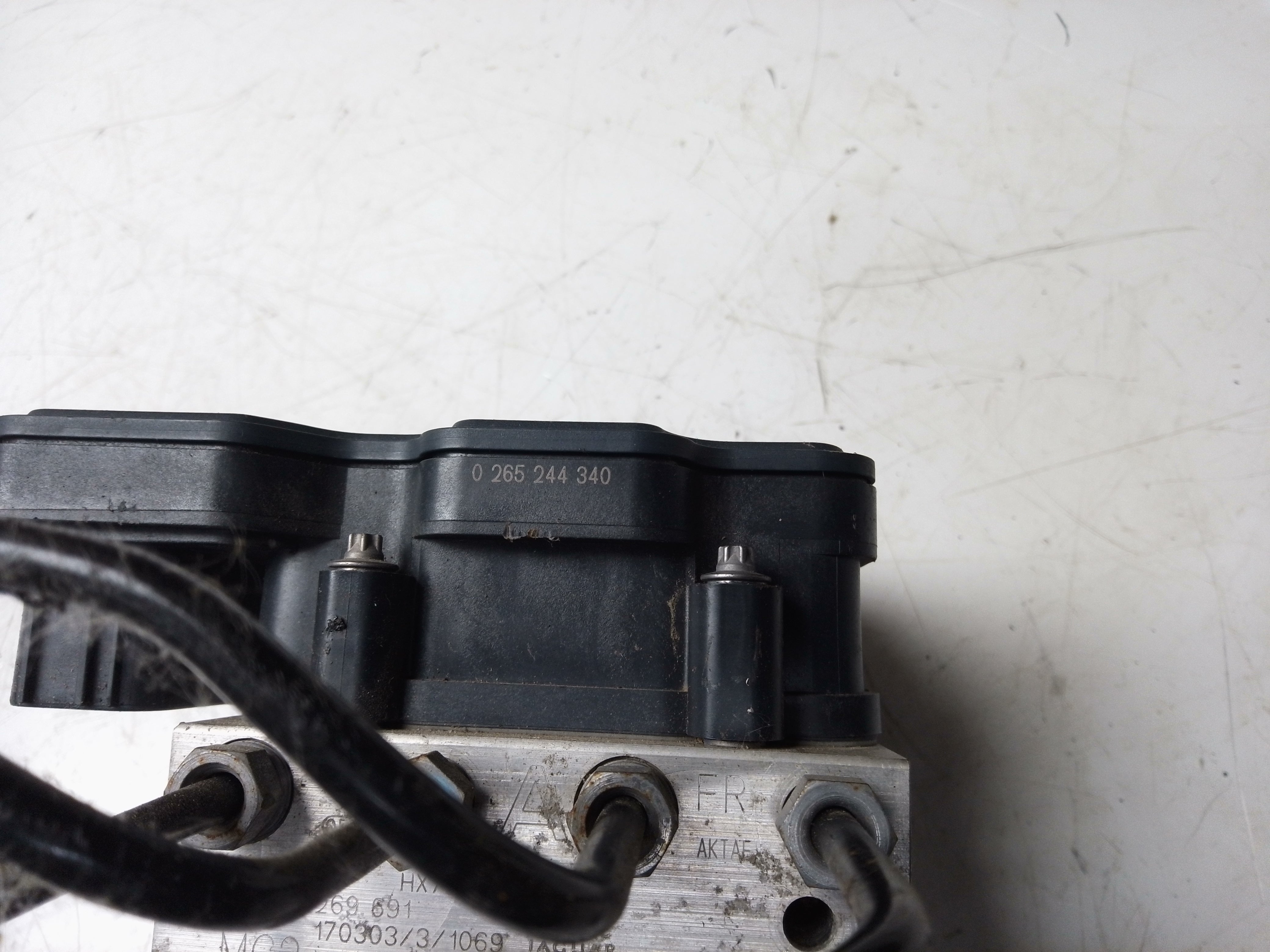 Jaguar XF X260 2017 ABS Pump Control Module Unit (HX73-14F447-AF)