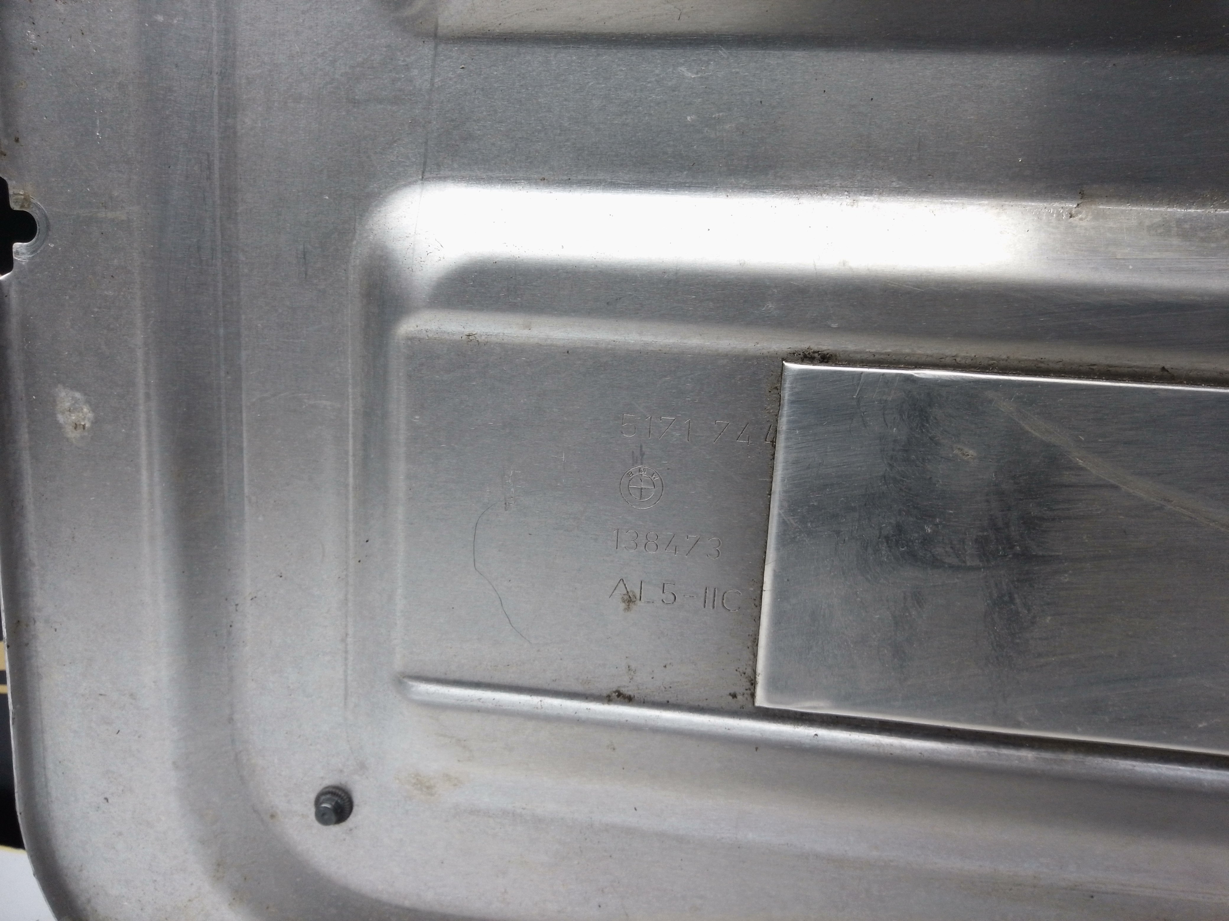 BMW i3 2019 Hybrid Battery Cover (138473)