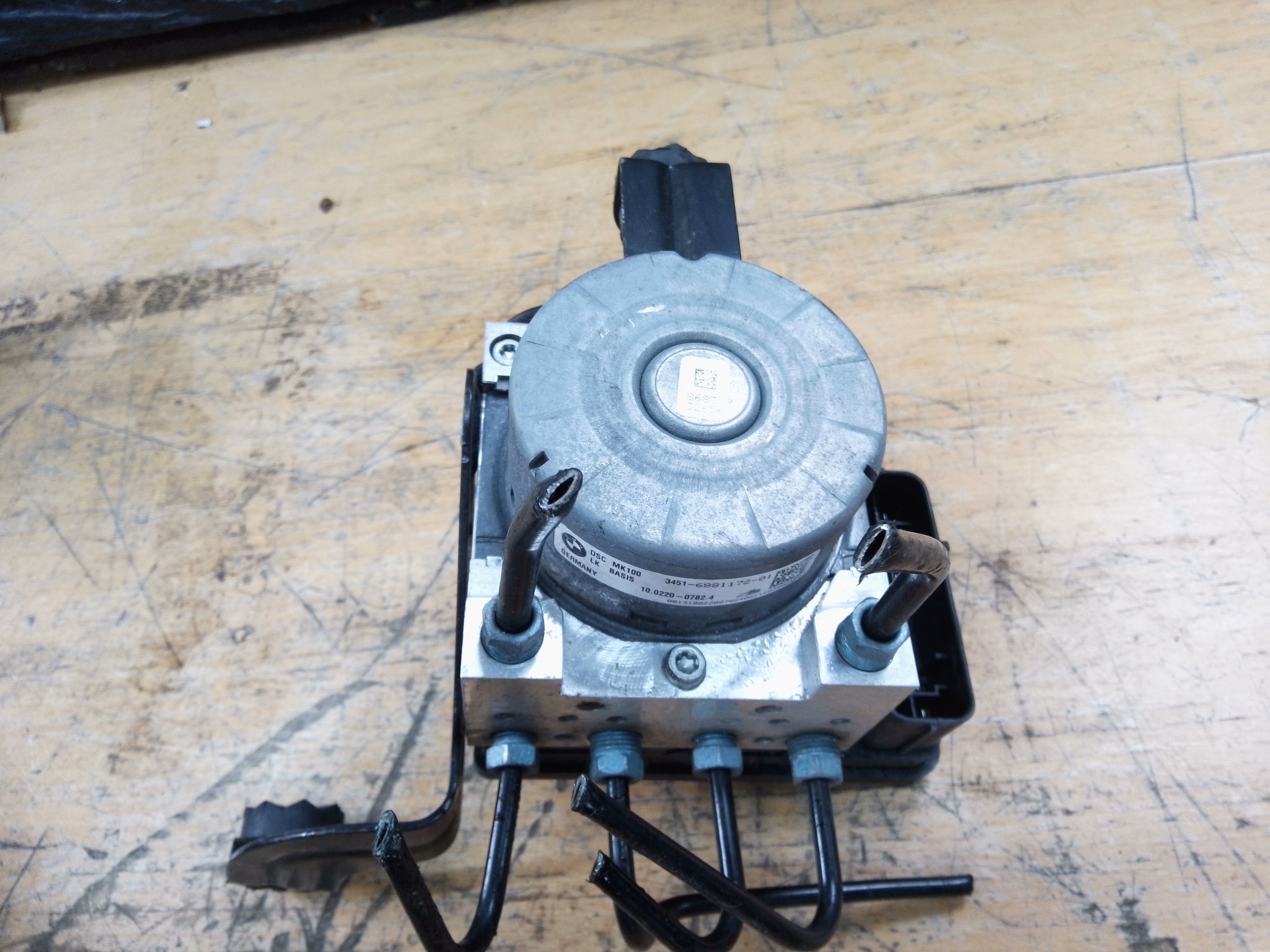BMW 1 2 3 4 Series F30 F31 ABS Pump Control Module (6881173)