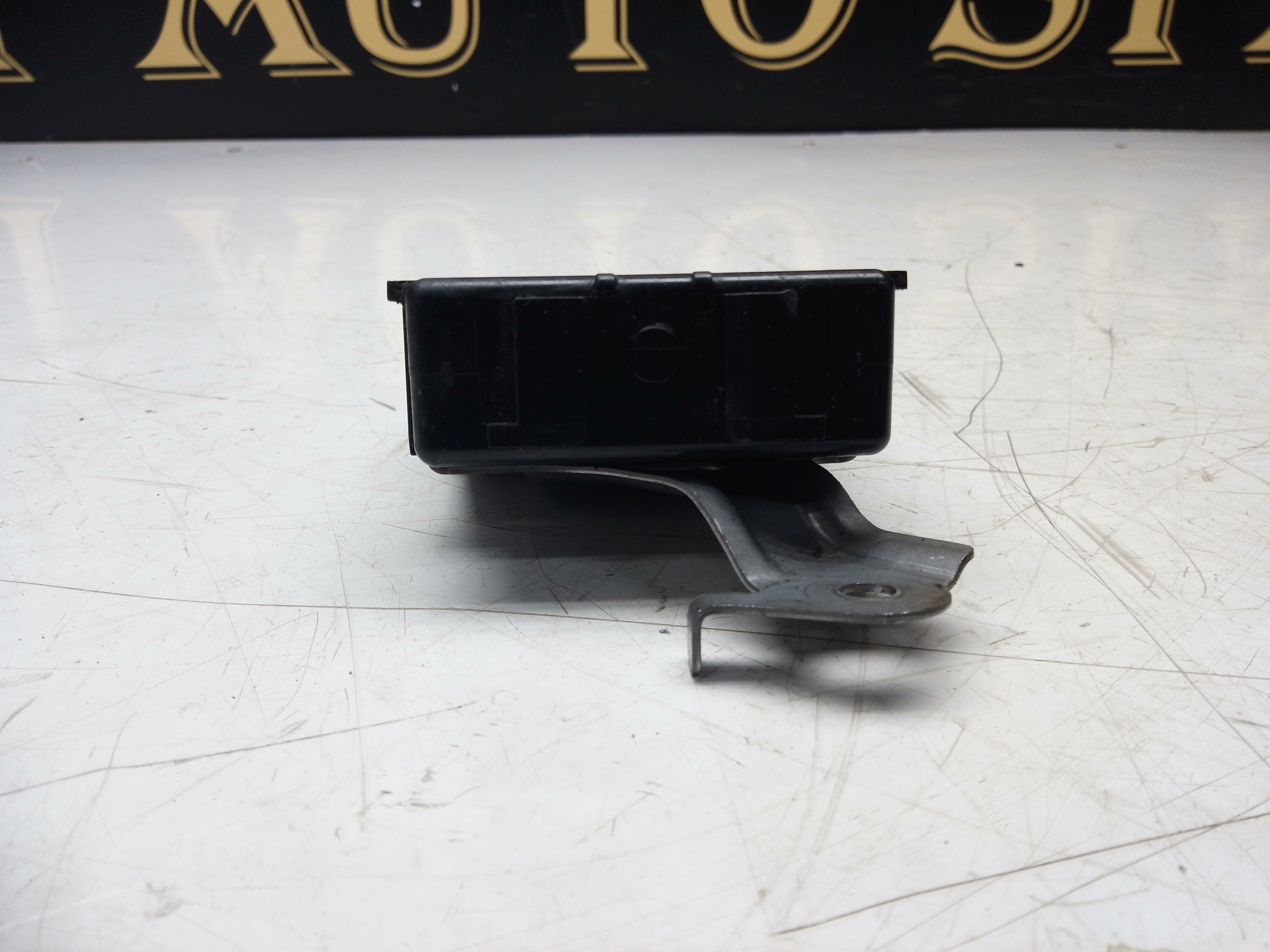 Toyota Corolla 2022 1.8 Hybrid Wiper Relay Module (85940-12230)