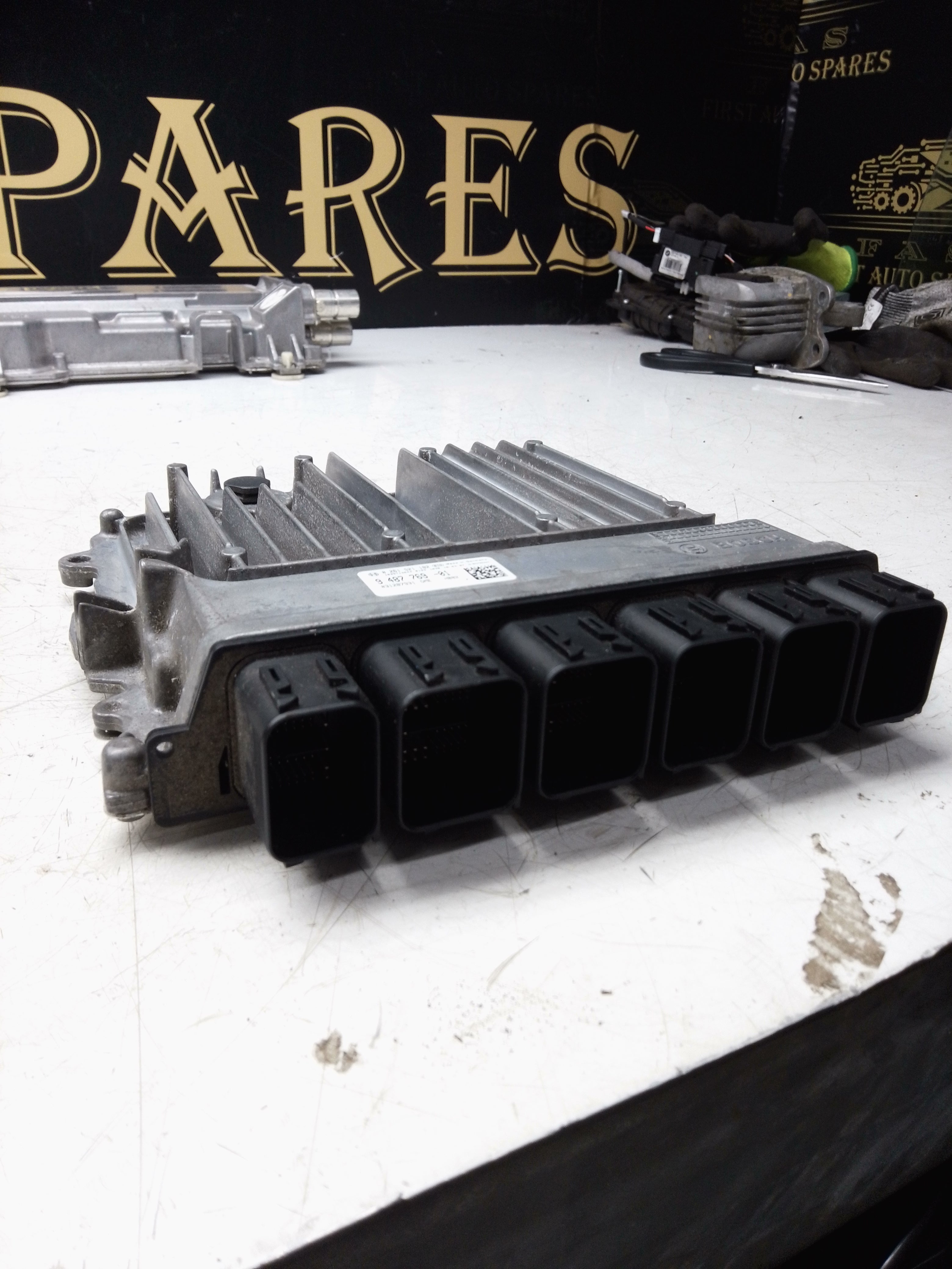 BMW 3 Series F30 2.0 Hybrid Engine ECU 9487769-01 – 2016–2019