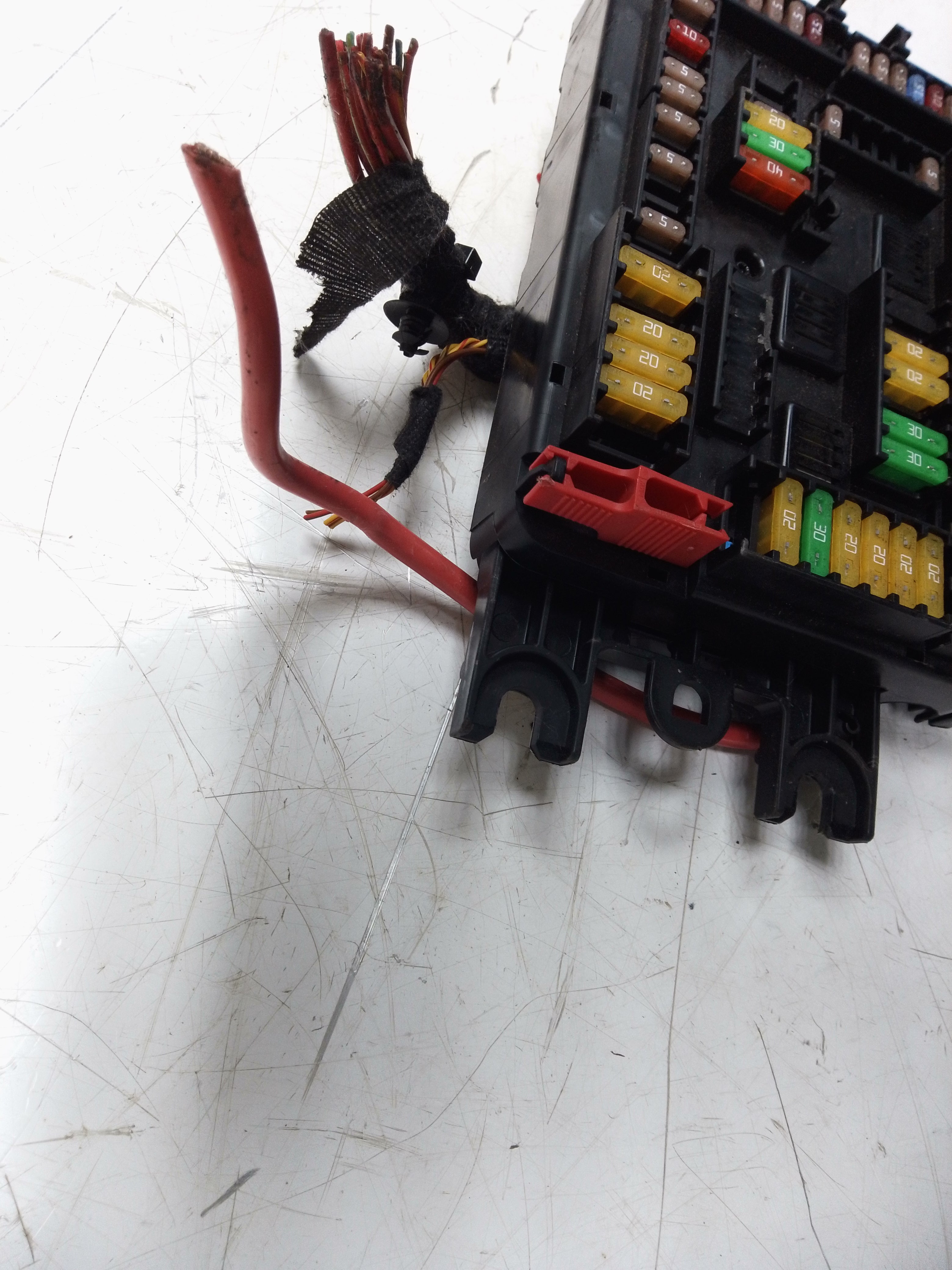 BMW 1 Series F20 F21 2015 Fuse Relay Box (9389070)