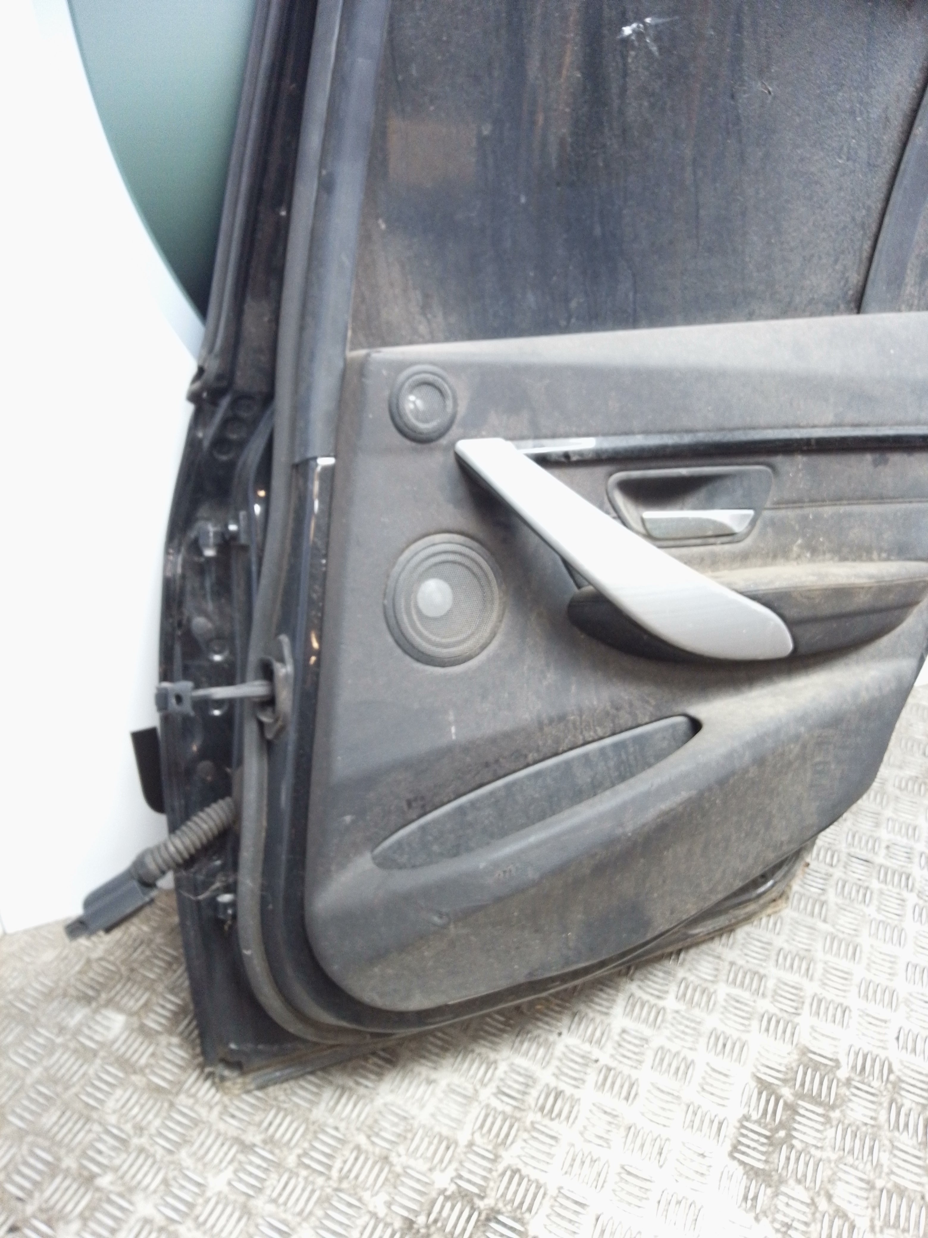 BMW 5 Series G30 / F90 M5 Rear Driver Side Door (Right Rear Door Shell) – 2017–2023
