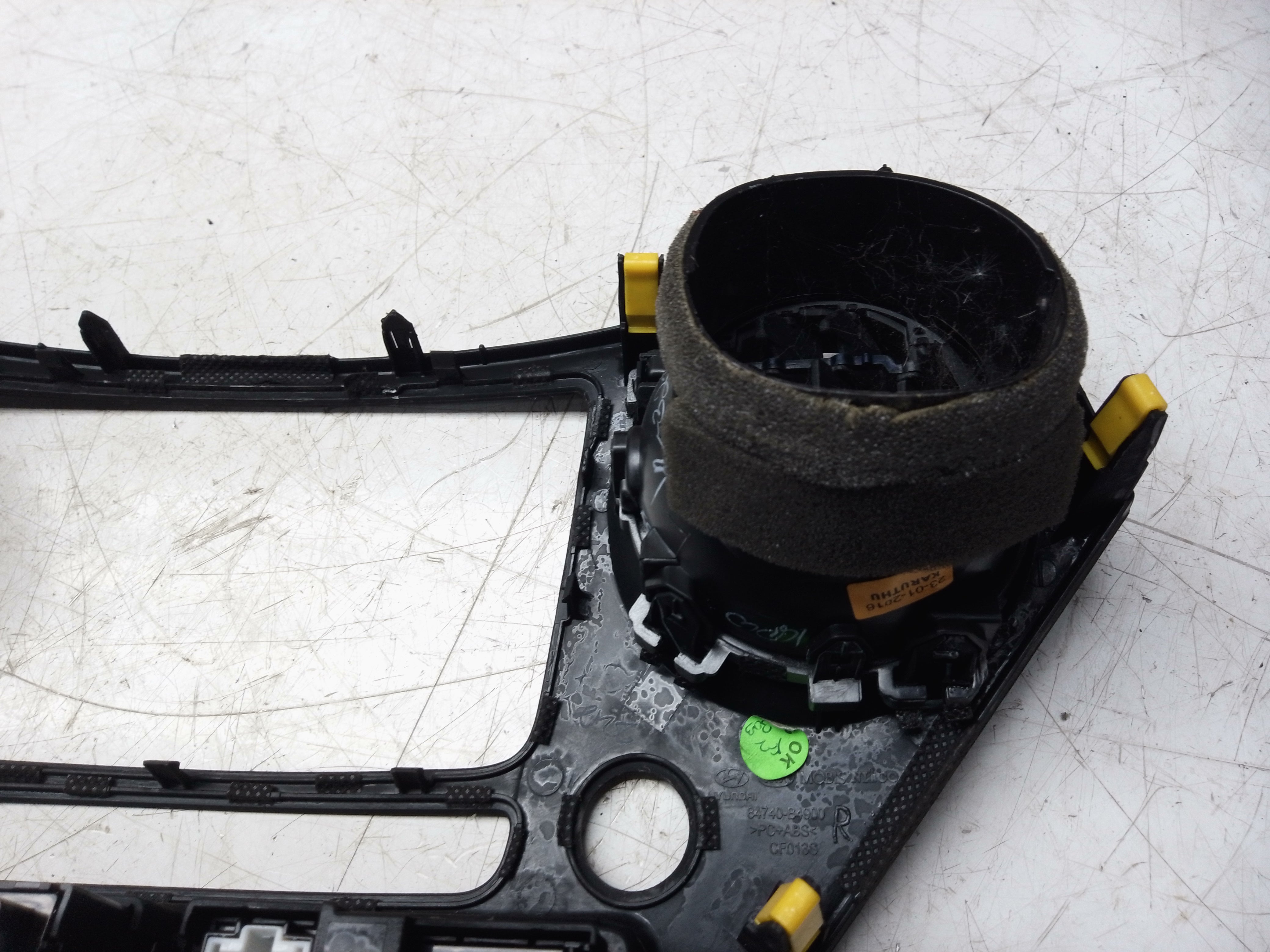 Hyundai i10 2013–2019 Heater Control Panel Trim (84740-B9900)