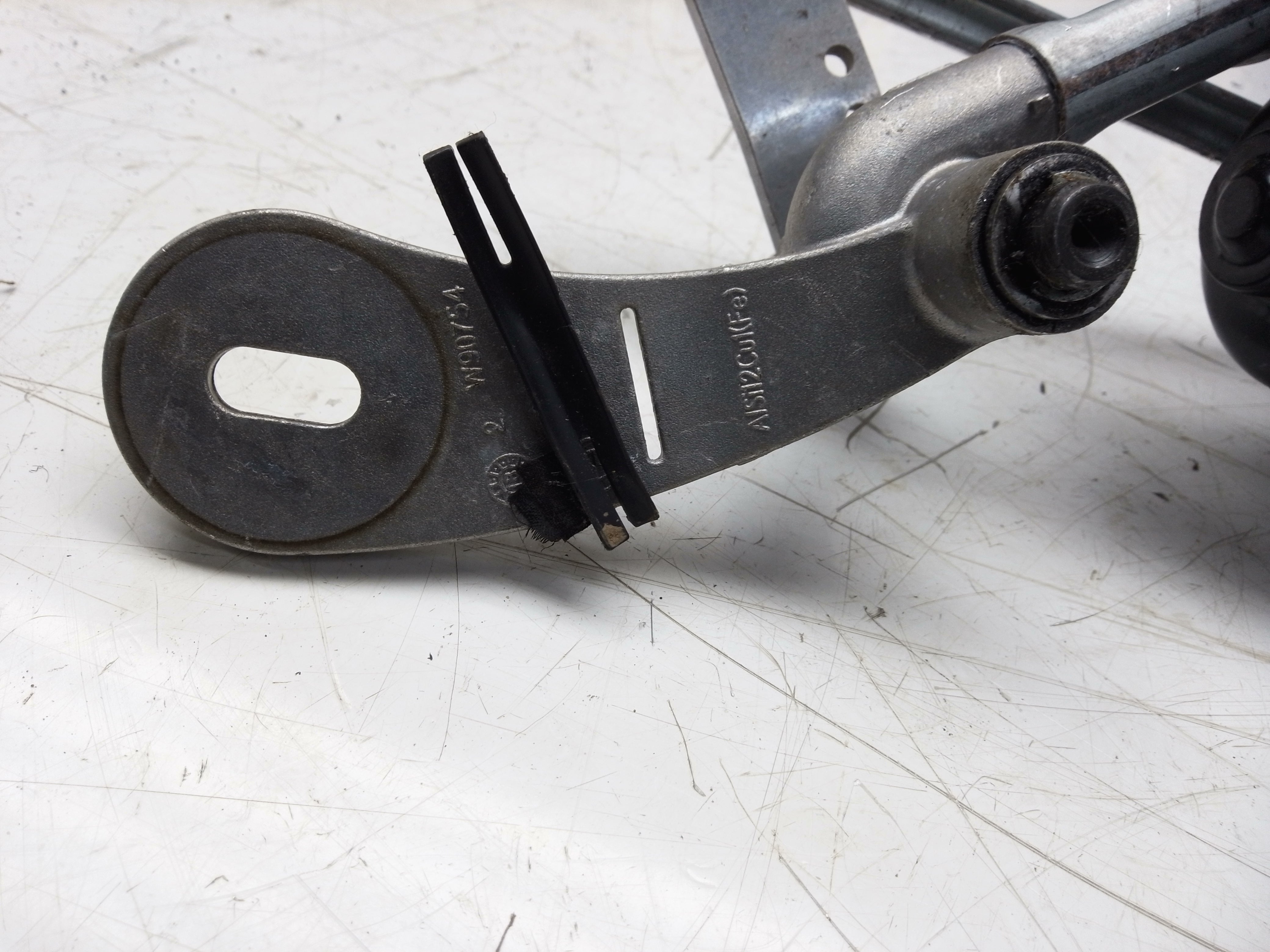 BMW 3 Series G20 2018–2021 Front Wiper Motor & Linkage (W000090851)