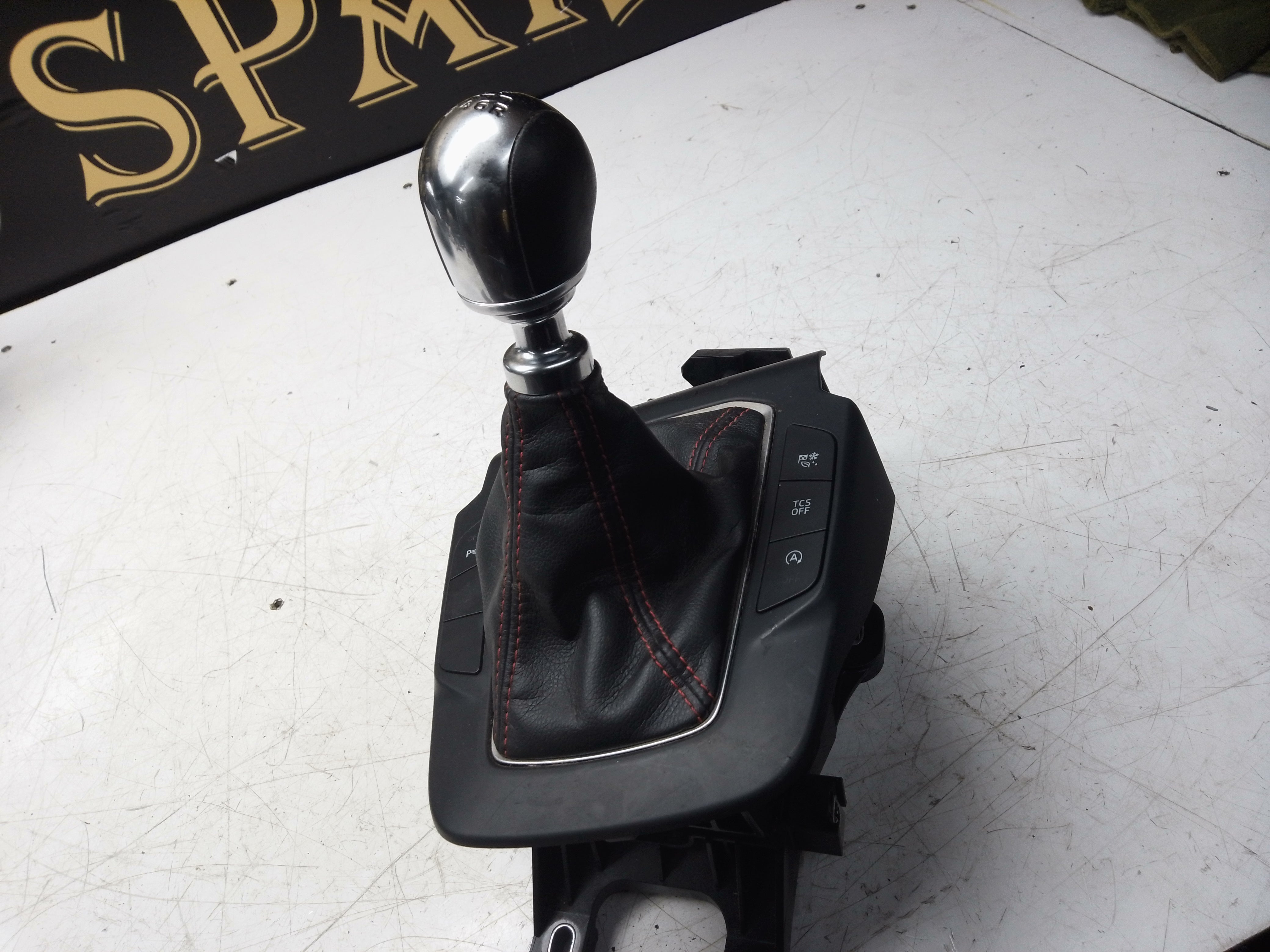 Ford Focus 2020 ST 6 Speed Manual Gear Lever Selector (JX6R-7C453-APD)
