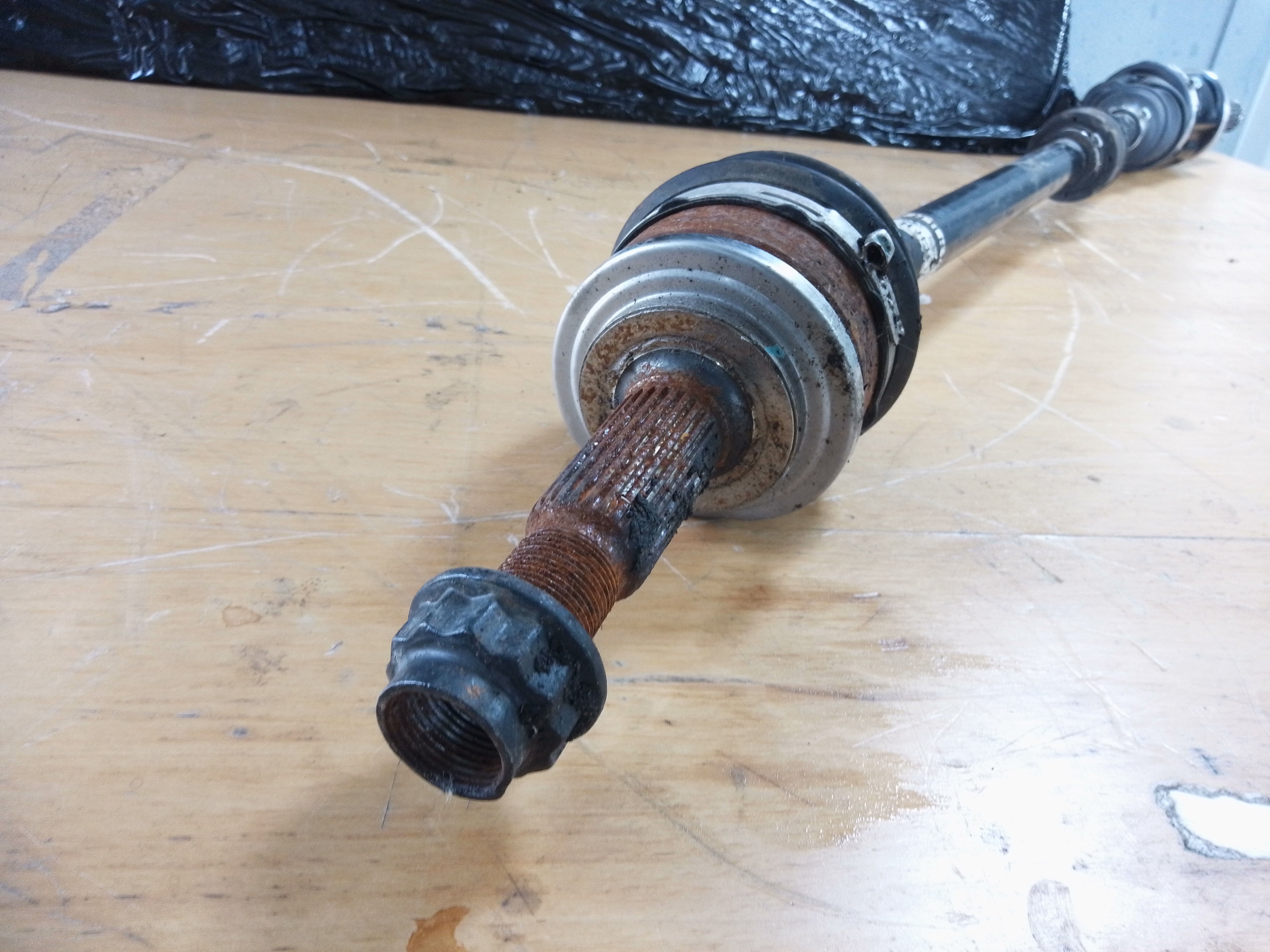 Toyota Yaris Front Right Transmission (10417838)