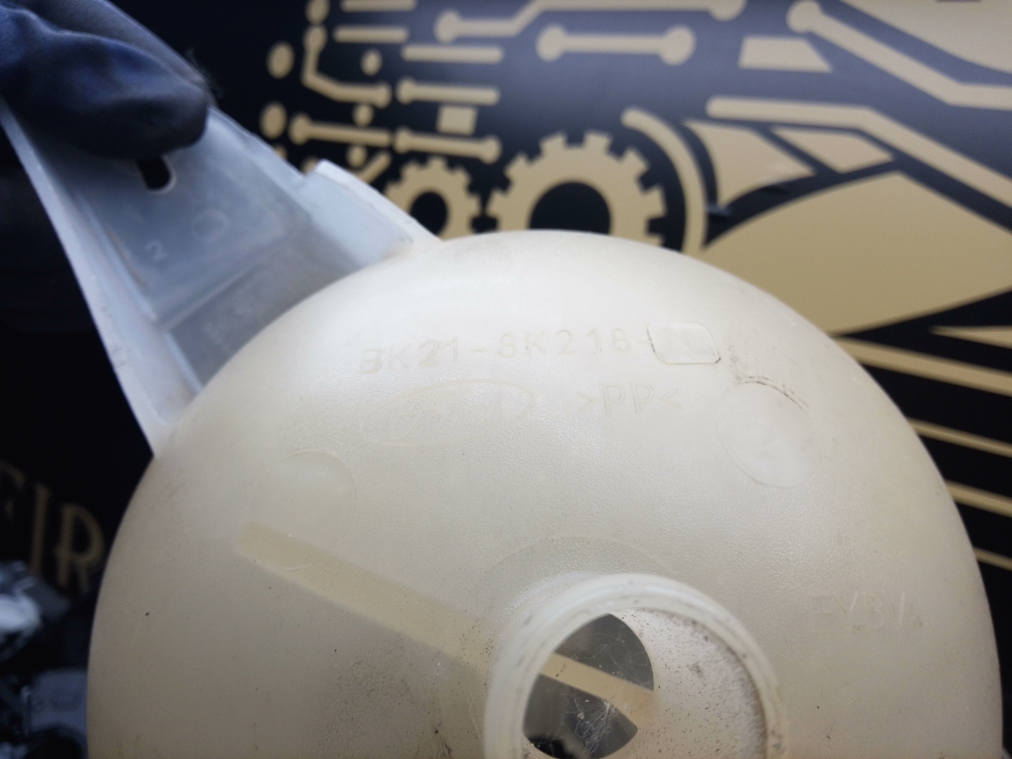 Ford Transit Custom 2015–2024 Expansion / Overflow Bottle (BK21-8K218-AH)