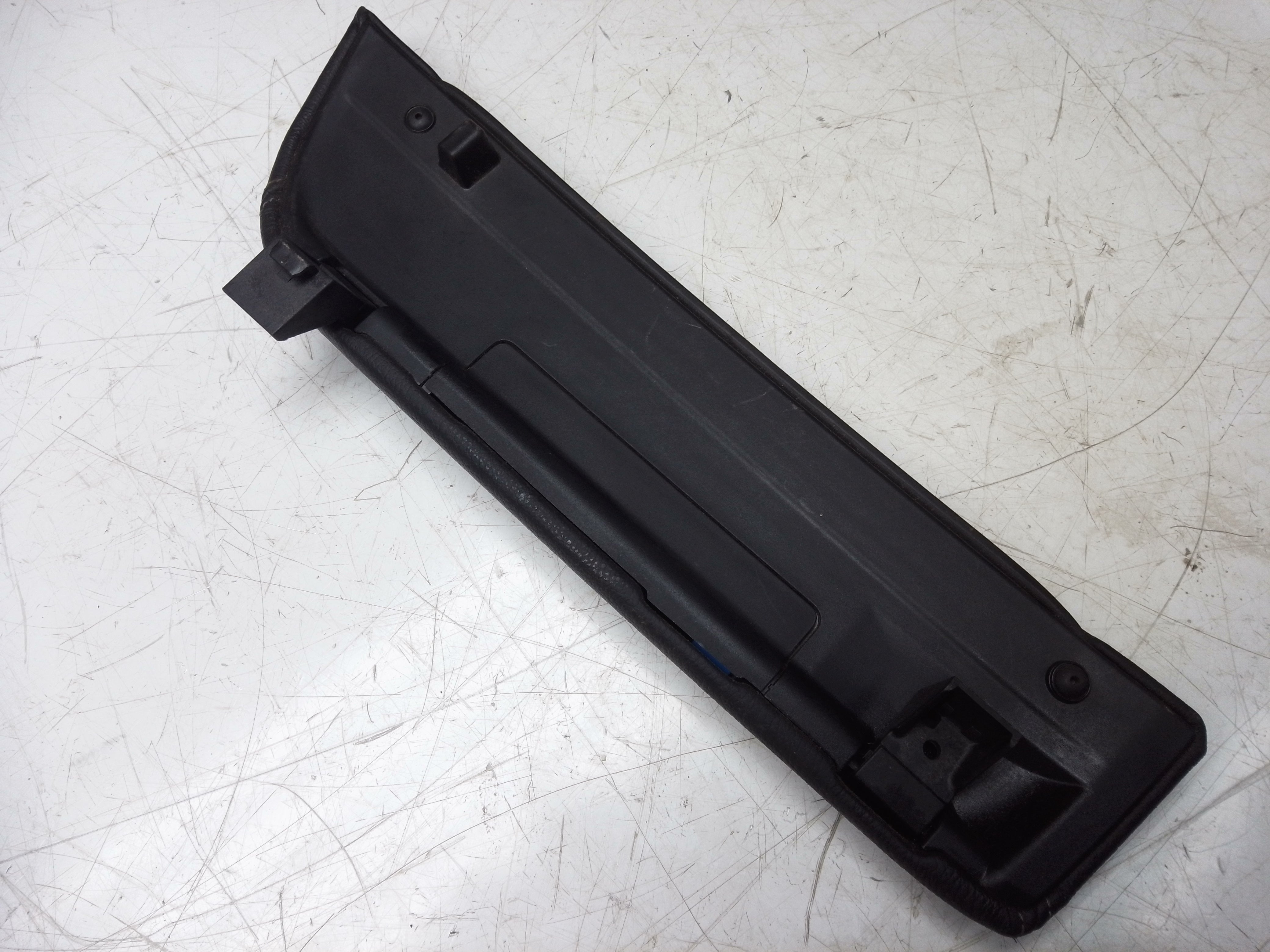 BMW 5 Series G30 G31 Both Center Console Leather Armrest (9918019371)