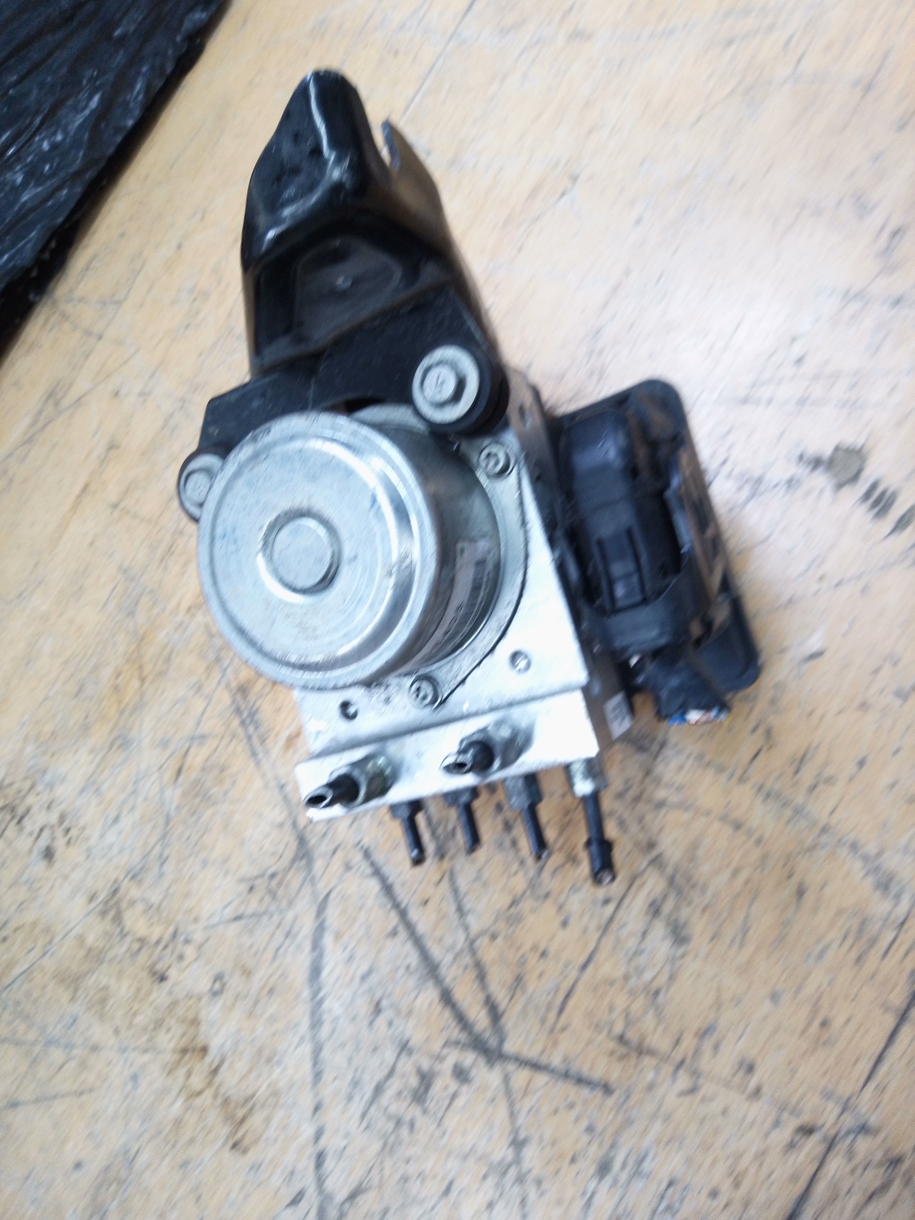 Nissan Juke 2018 F15 1.5 Diesel ABS Control Module Pump (TD8405)