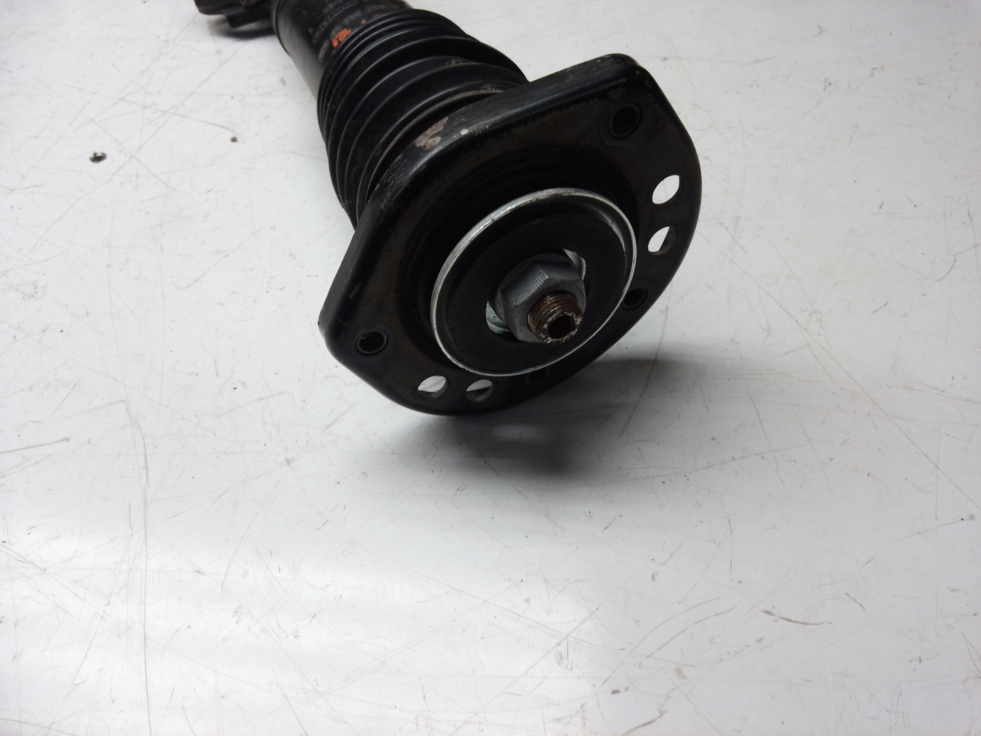 Mercedes Sprinter 907 Front Suspension Strut (A9073205201)